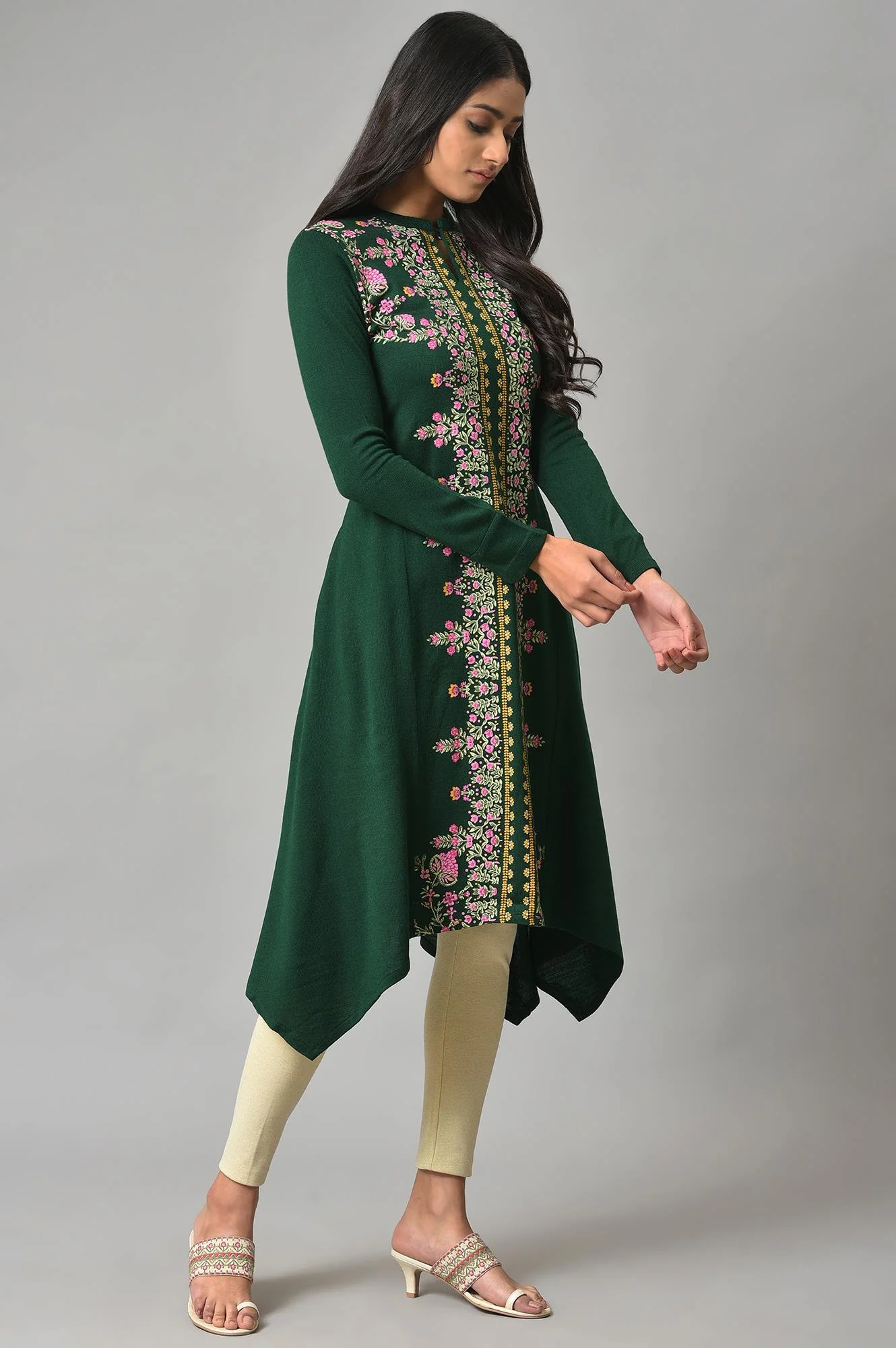 Green Side Dipped Winter kurta - Image 5