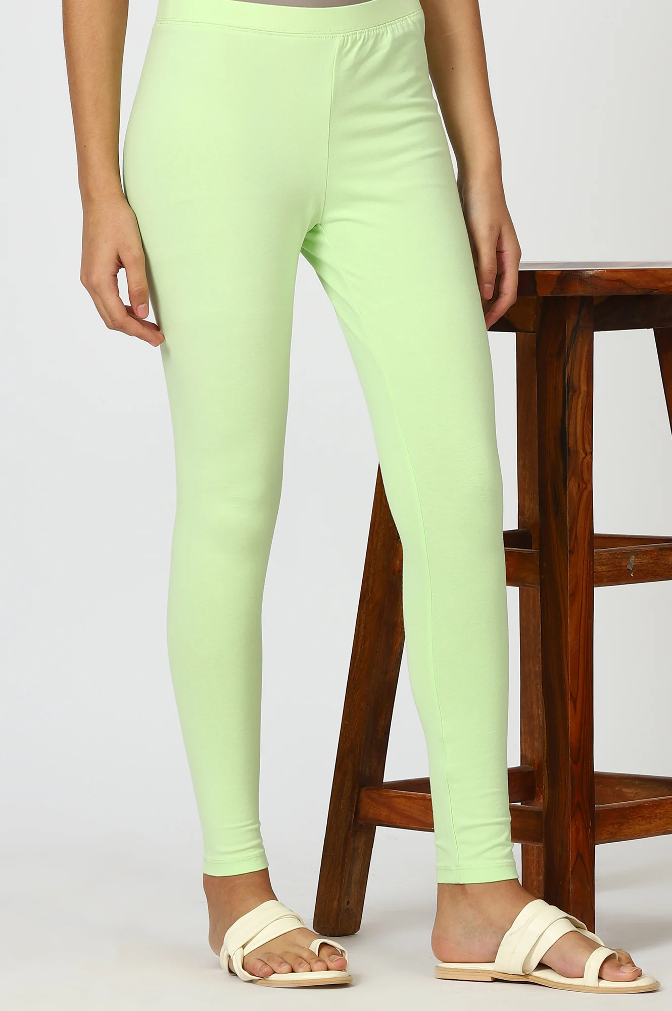 Green Solid Cotton Blend Straight Tights - Image 4