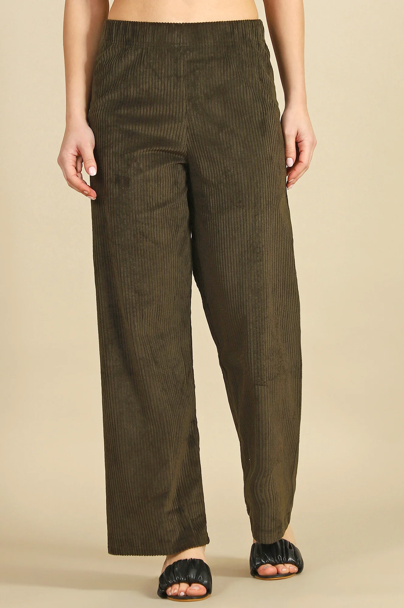 Elleven Women's Dark Green Solid Straight Fit Cotton Pants - Image 2