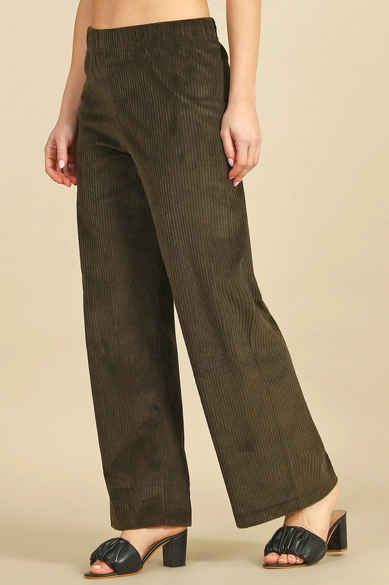 Elleven Women's Dark Green Solid Straight Fit Cotton Pants - Image 4