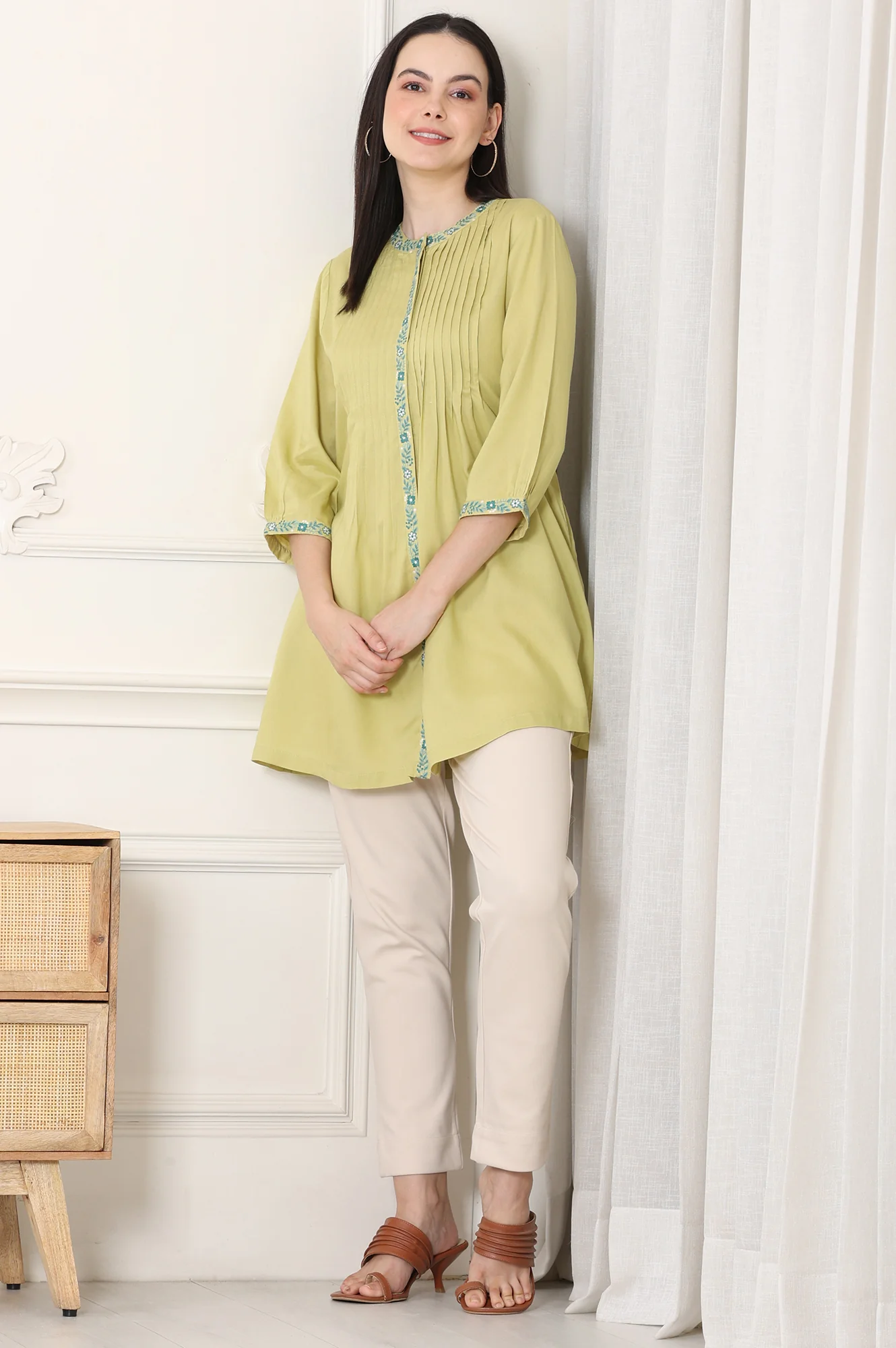 Green Solid Rayon Button Down Top With Thread Work And Pintucks - Image 7
