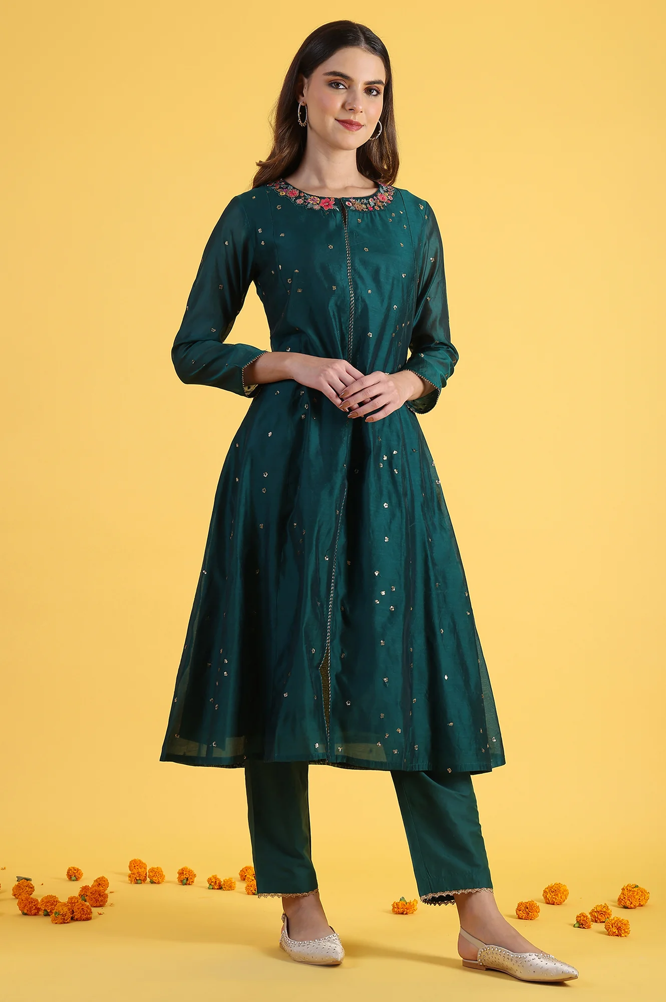 Green Solid SequinsFlared Kurta & Straight pant with Dupatta Set - Image 6