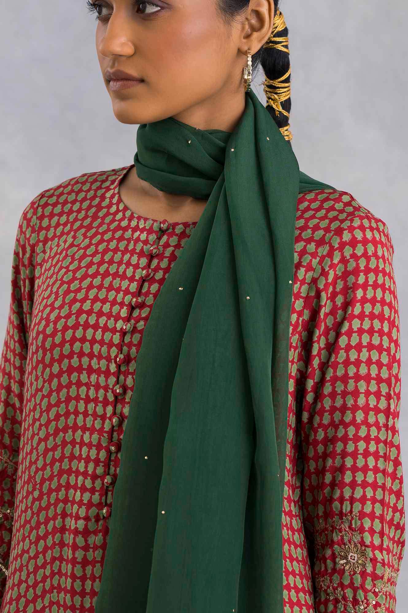 Green Solid Silk Organza Drape - Image 3
