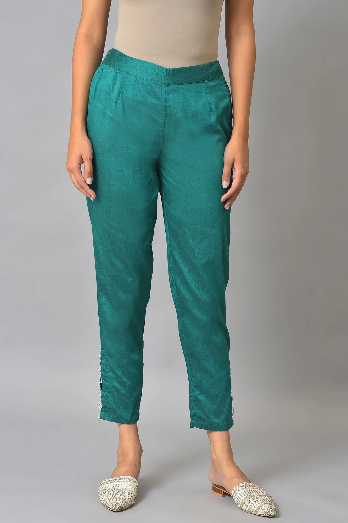 Green Thread Embroidery Straight Kurta and Slim Pant Set - Image 3