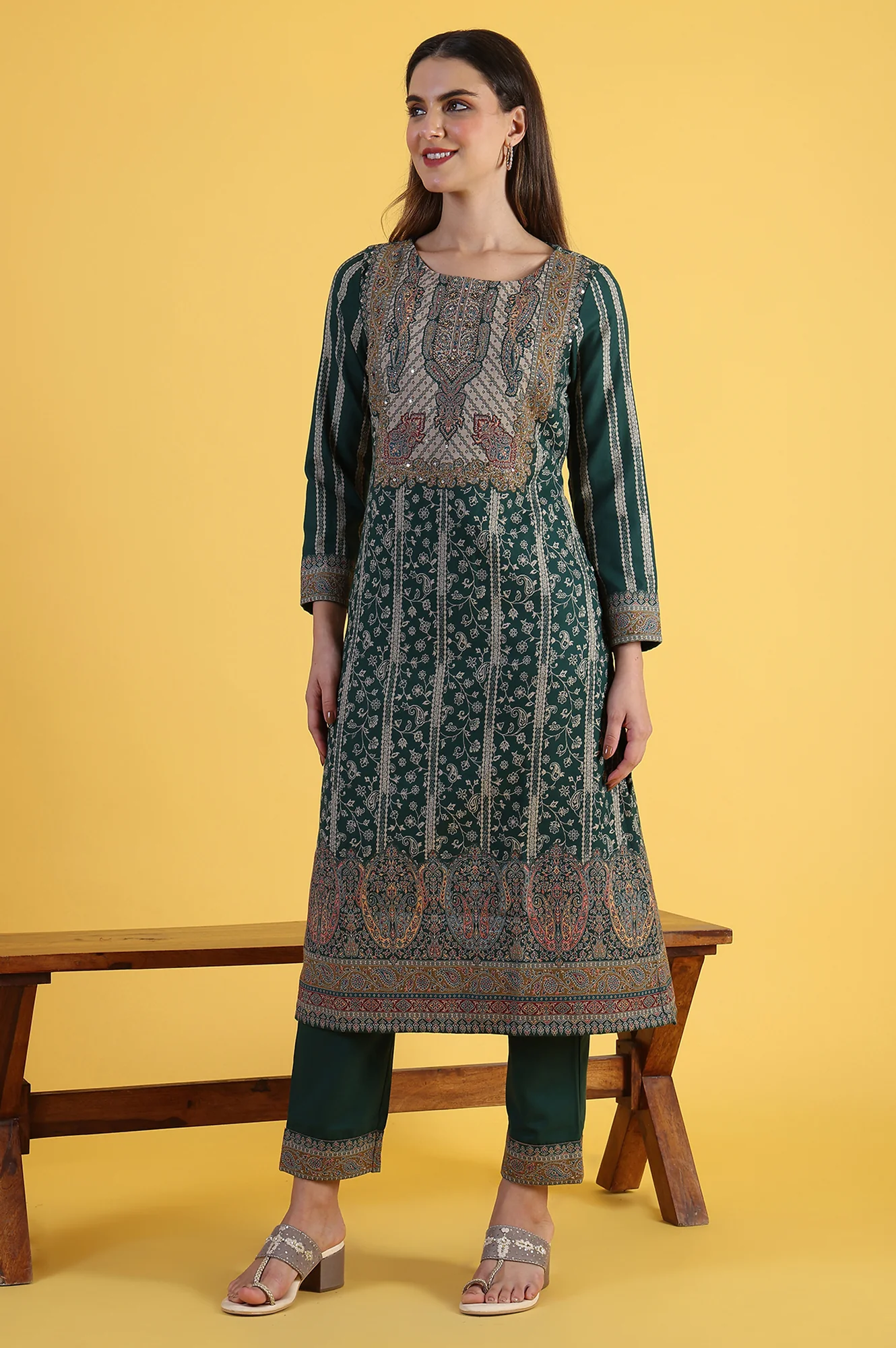 Green Yarn Dyed Sequins Straight Kurta & Straight pant with Dupatta Set - Image 4