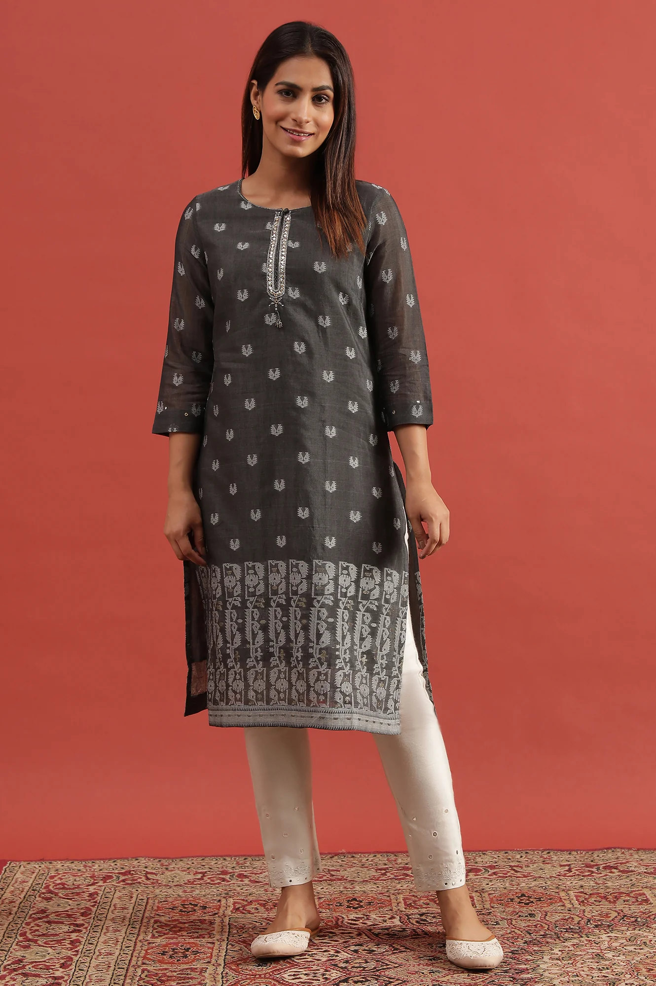 Grey Cotton Silk Jacquard Kurta With Embroidery - Image 2