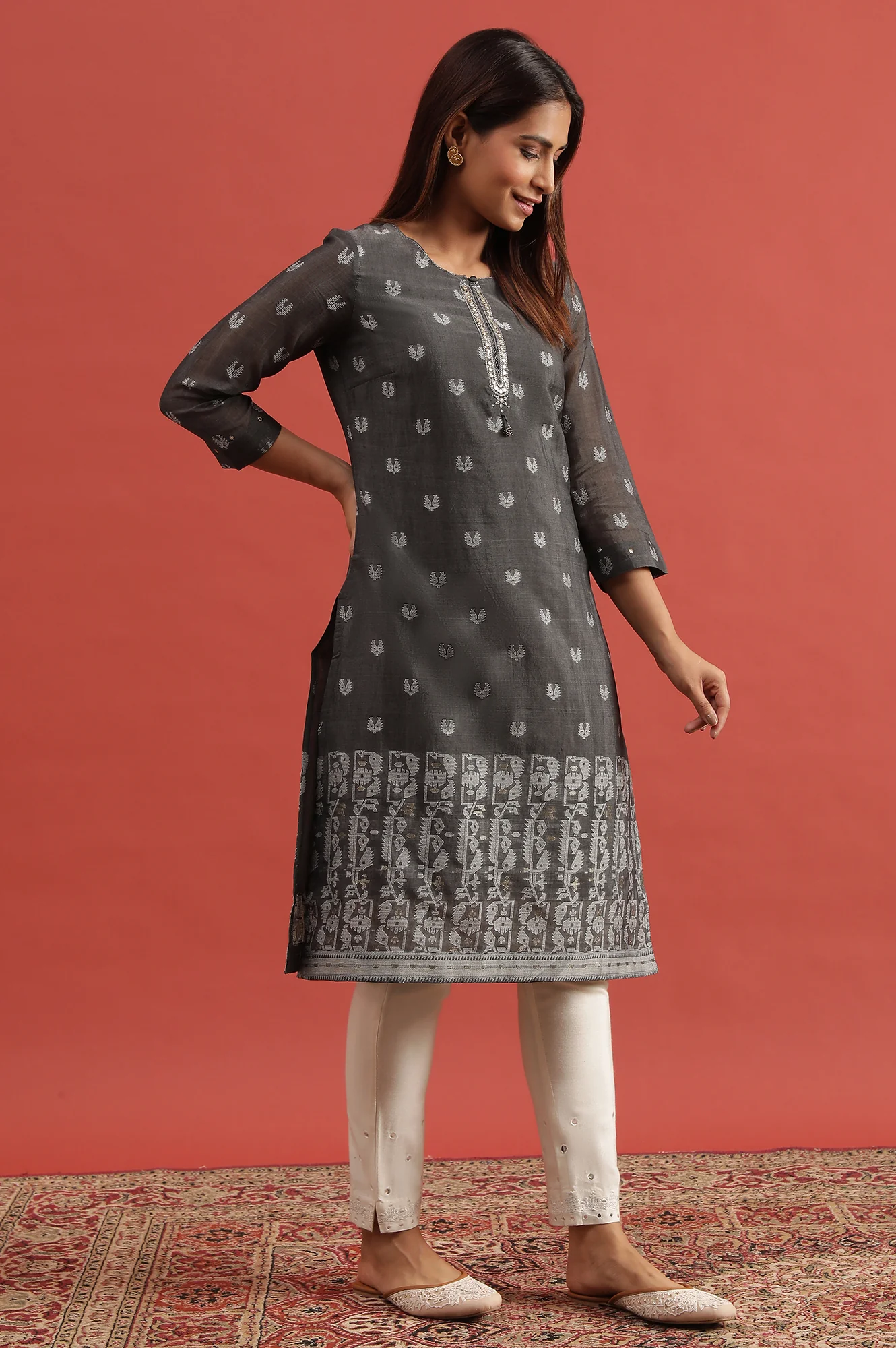 Grey Cotton Silk Jacquard Kurta With Embroidery - Image 5