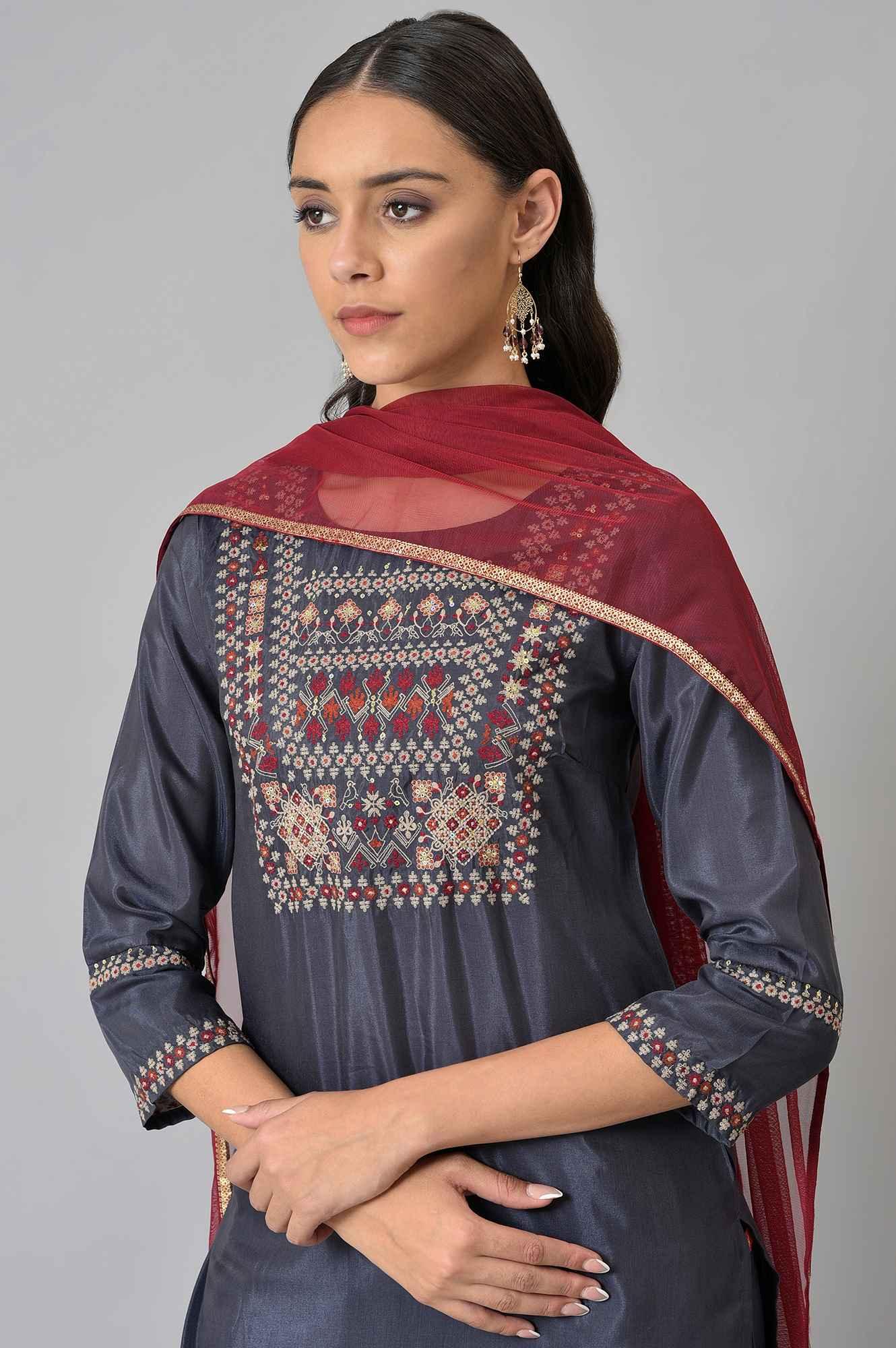 Grey Embroidered kurta, Draped Pants And Dupatta Set - Image 5