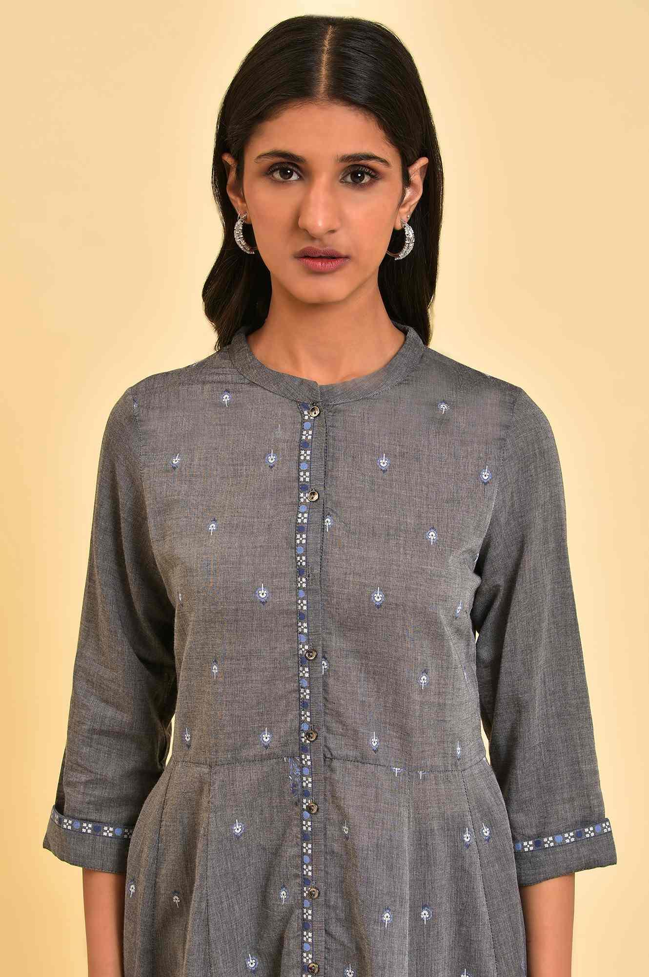 Grey Flared Printed kurta - Image 5
