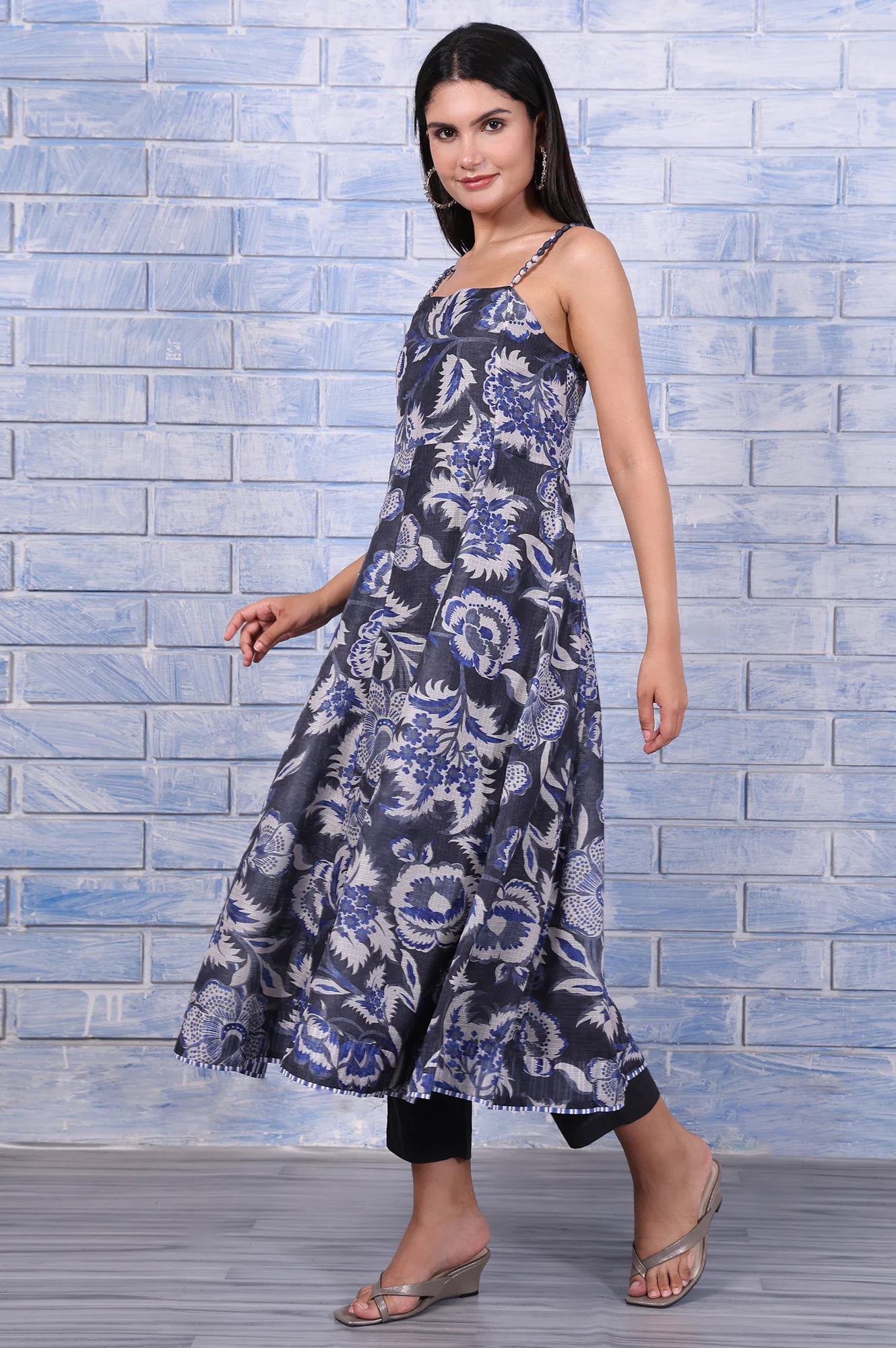 Grey Floral Printed Kota Flared Kurta, Straight Pant And Dupatta Set - Image 4