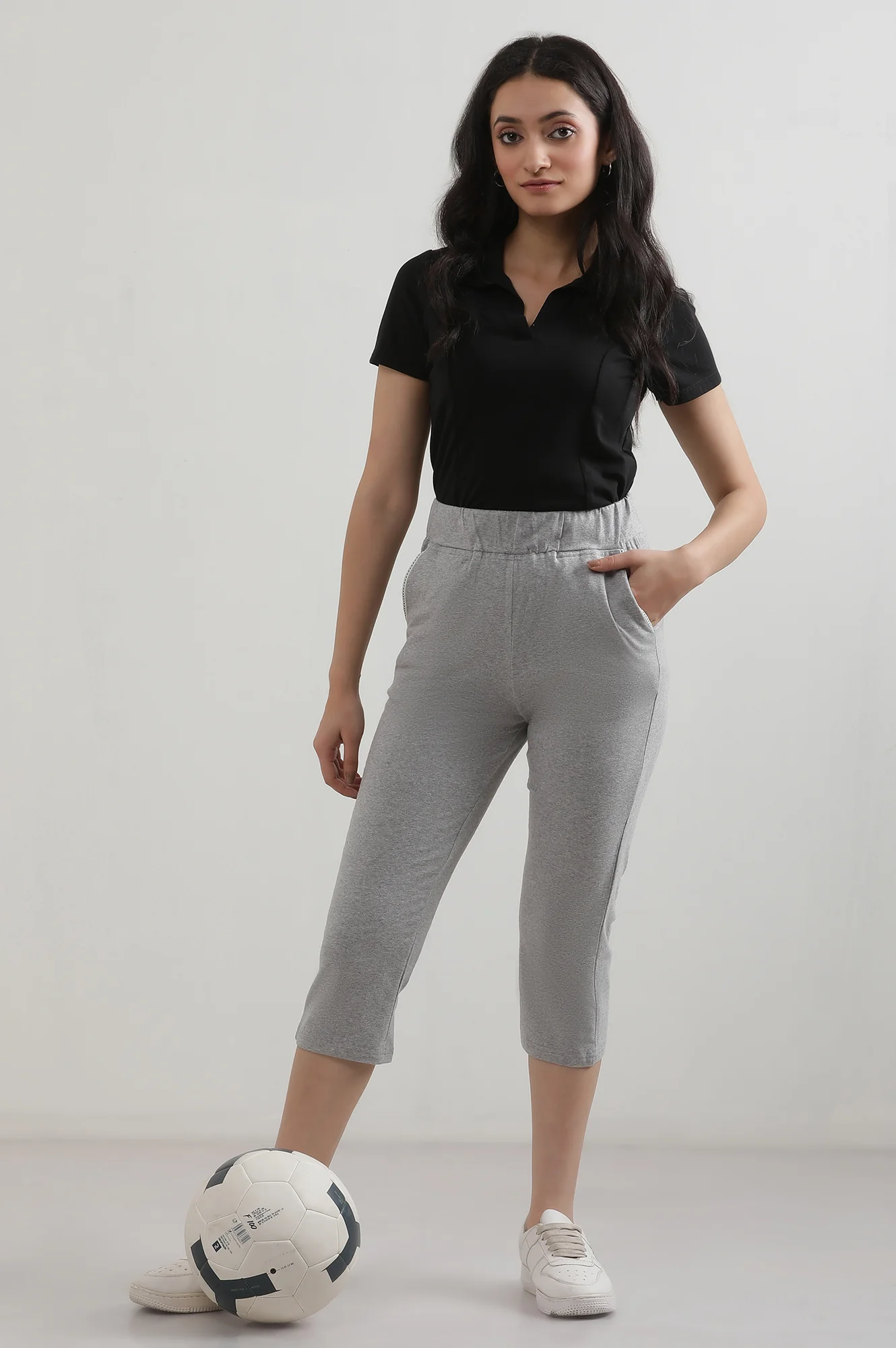 Elleven Women's Grey Solid Straight Fit Cotton Culottes With Slip On Closure