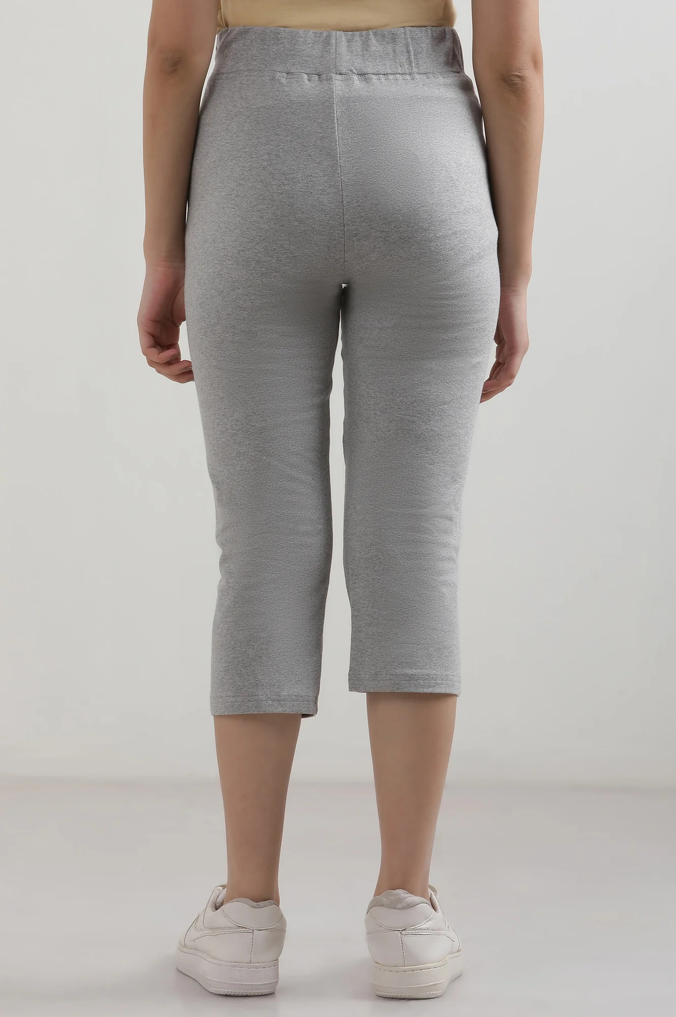 Elleven Women's Grey Solid Straight Fit Cotton Culottes With Slip On Closure - Image 4