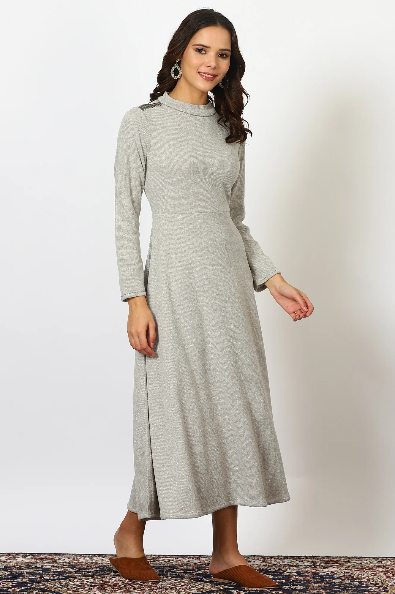 Grey Solid Metallic Hardware Flarred Dresses - Image 4