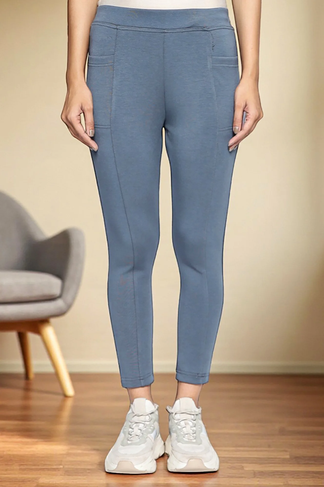 Elleven Women's Grey Solid Mid-rise Ankle Length Yoga Tights - Image 2