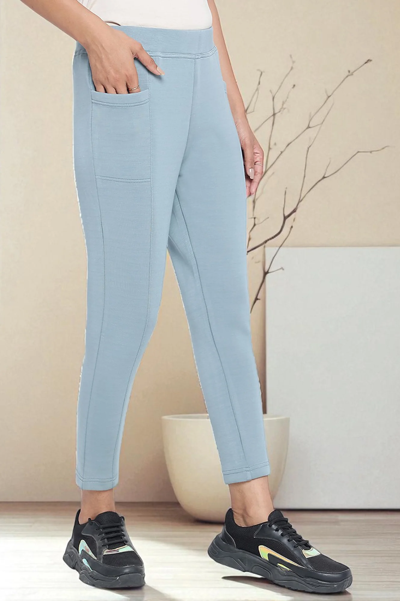 Elleven Women's Grey Solid Mid Rise Tights in Calf Length - Image 3