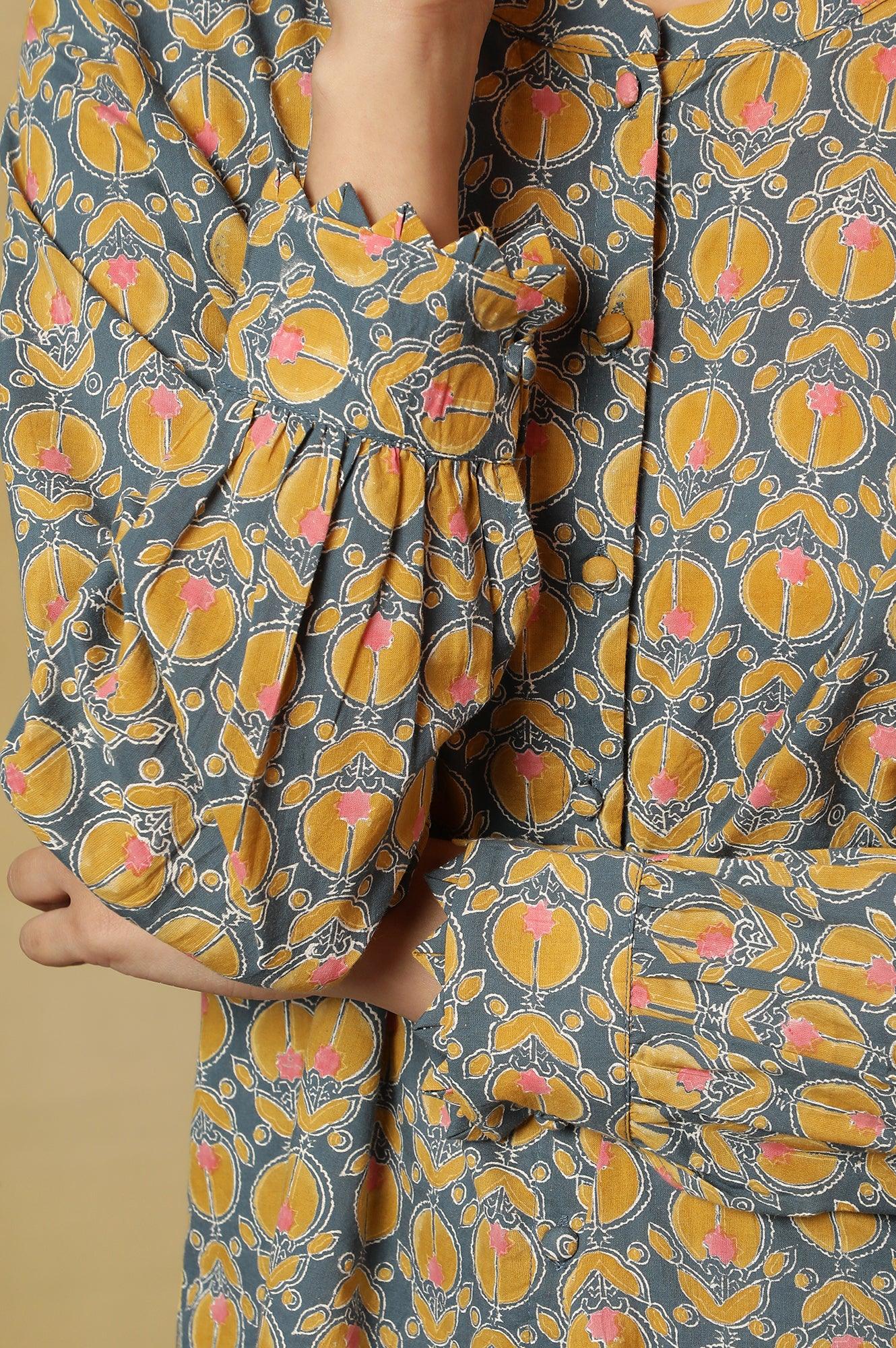 Grey Top with Multi-Coloured Block Print and Sleeves - Image 7