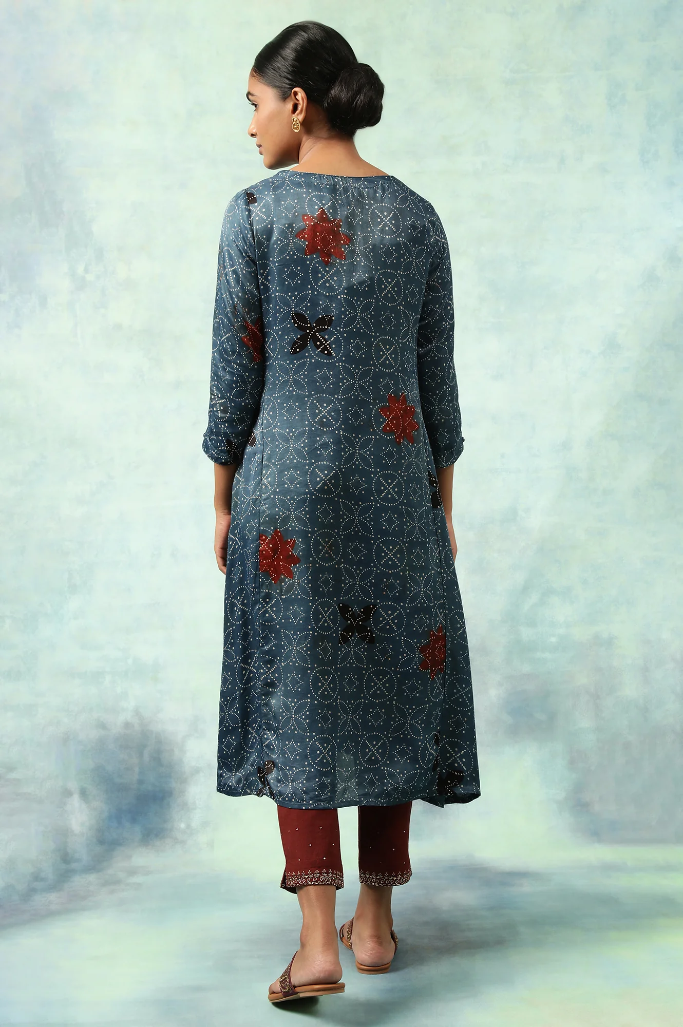 Indigo Ajrak Print A-Line kurta - Image 4