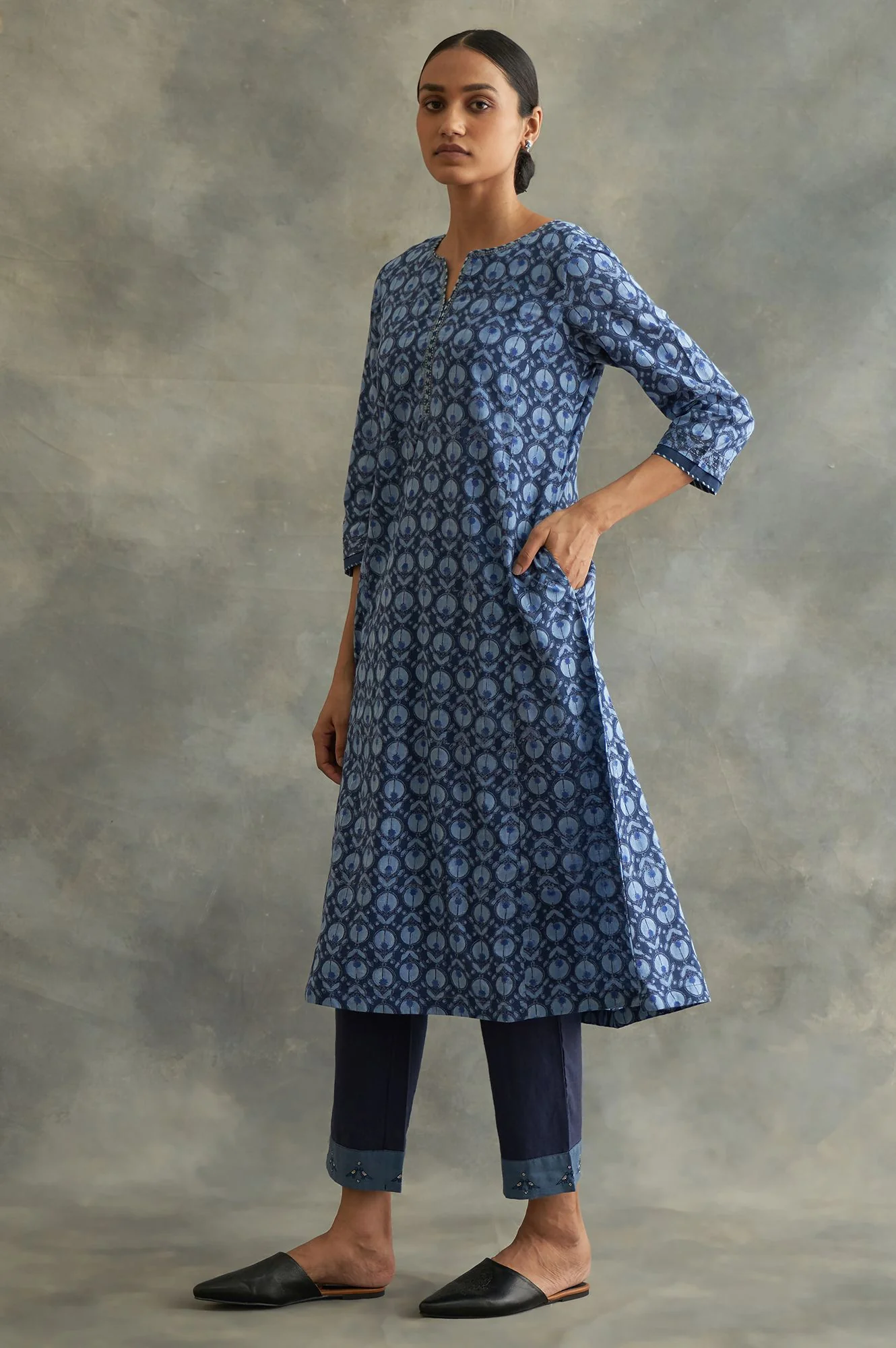 Indigo Handblock Printed Flared kurta - Image 3