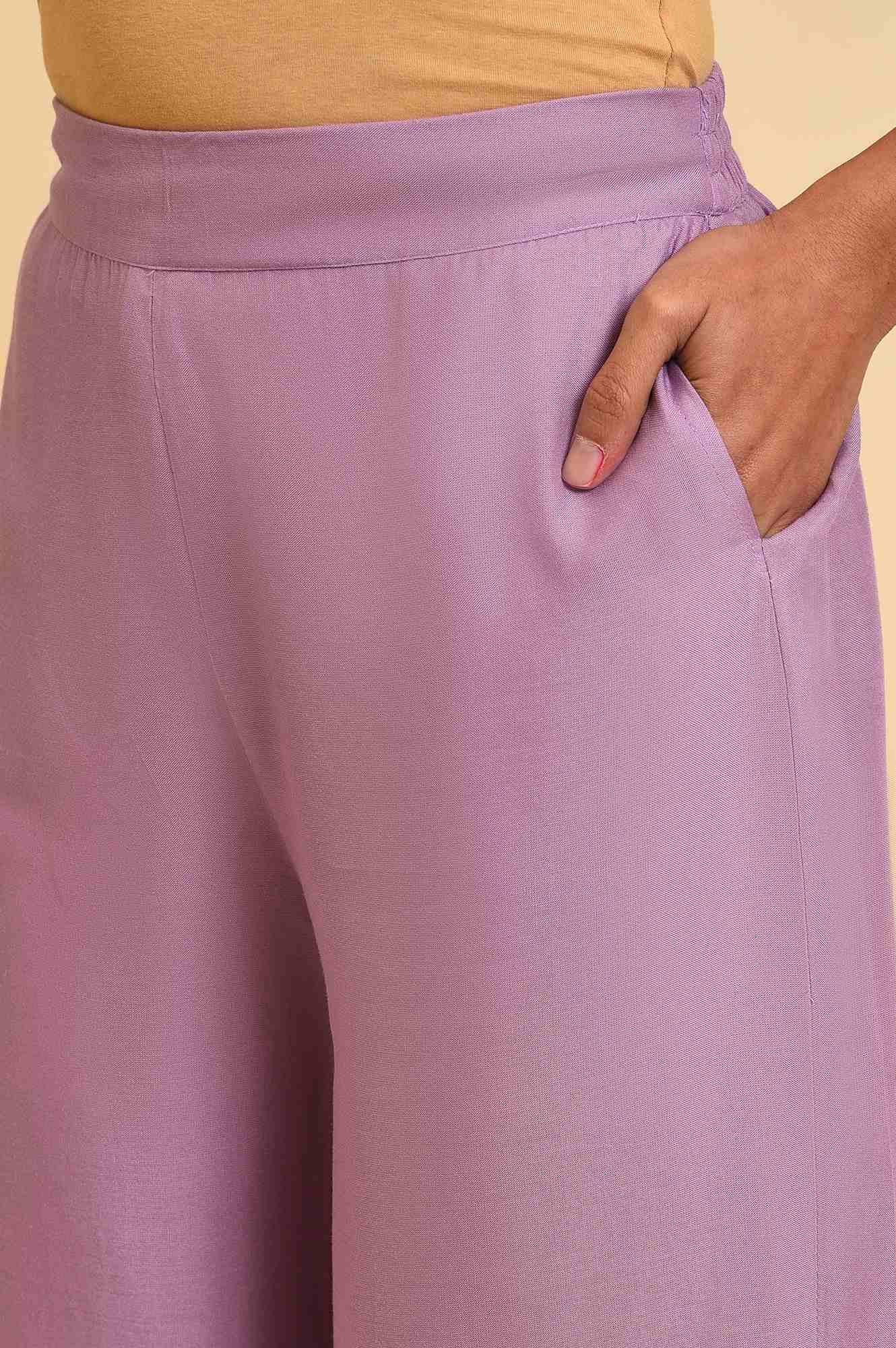 Ligh Purple Embroidered kurta Set - Image 7