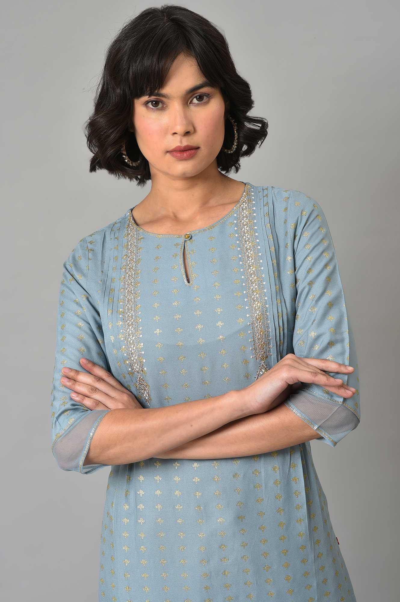 Light Blue Embroidered kurta With Gold Parallel Pants - Image 5