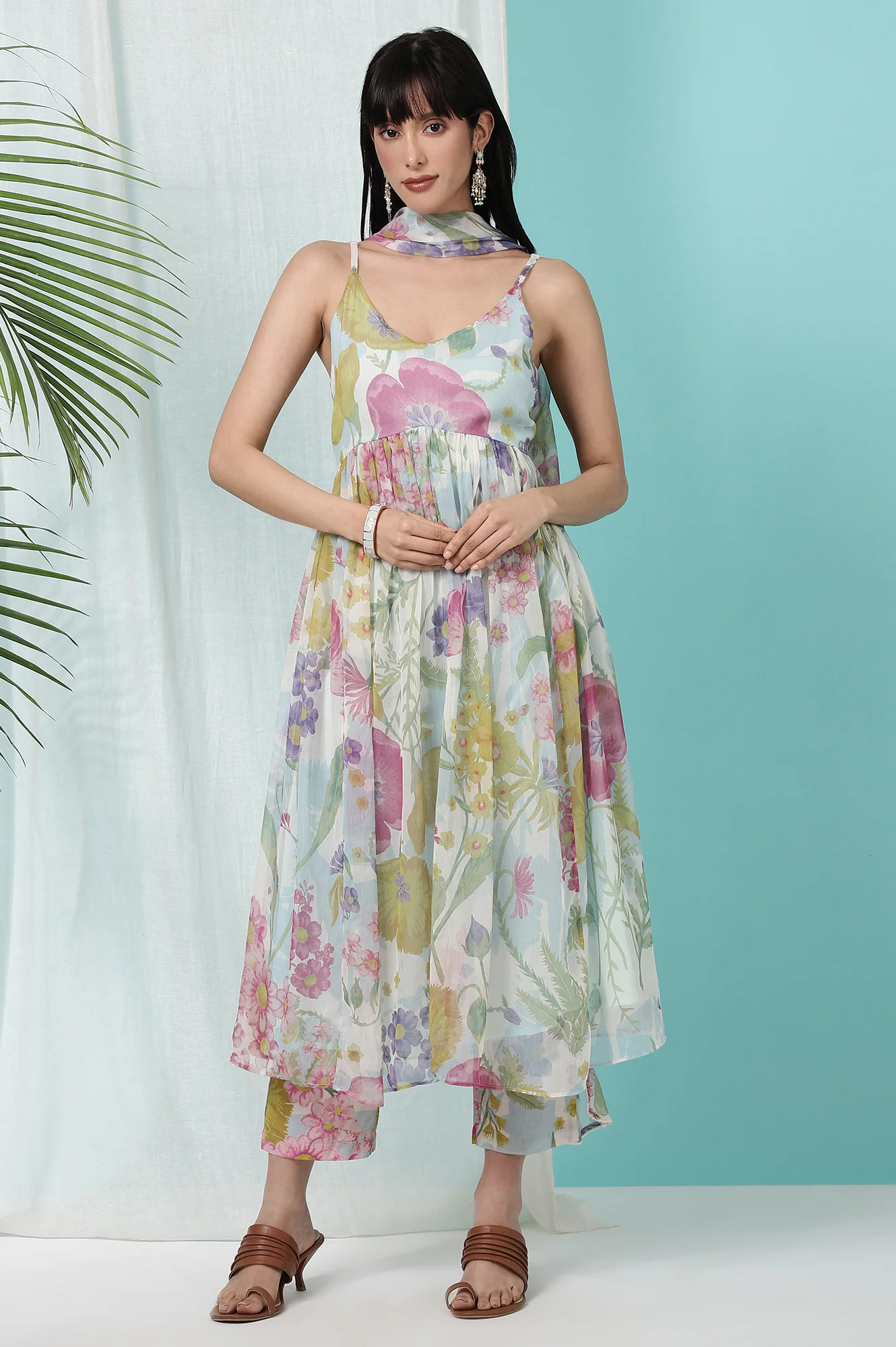 Light Blue Floral Printed Sleeveless Chiffon Kurta with Pants and Dupatta Set - Image 2