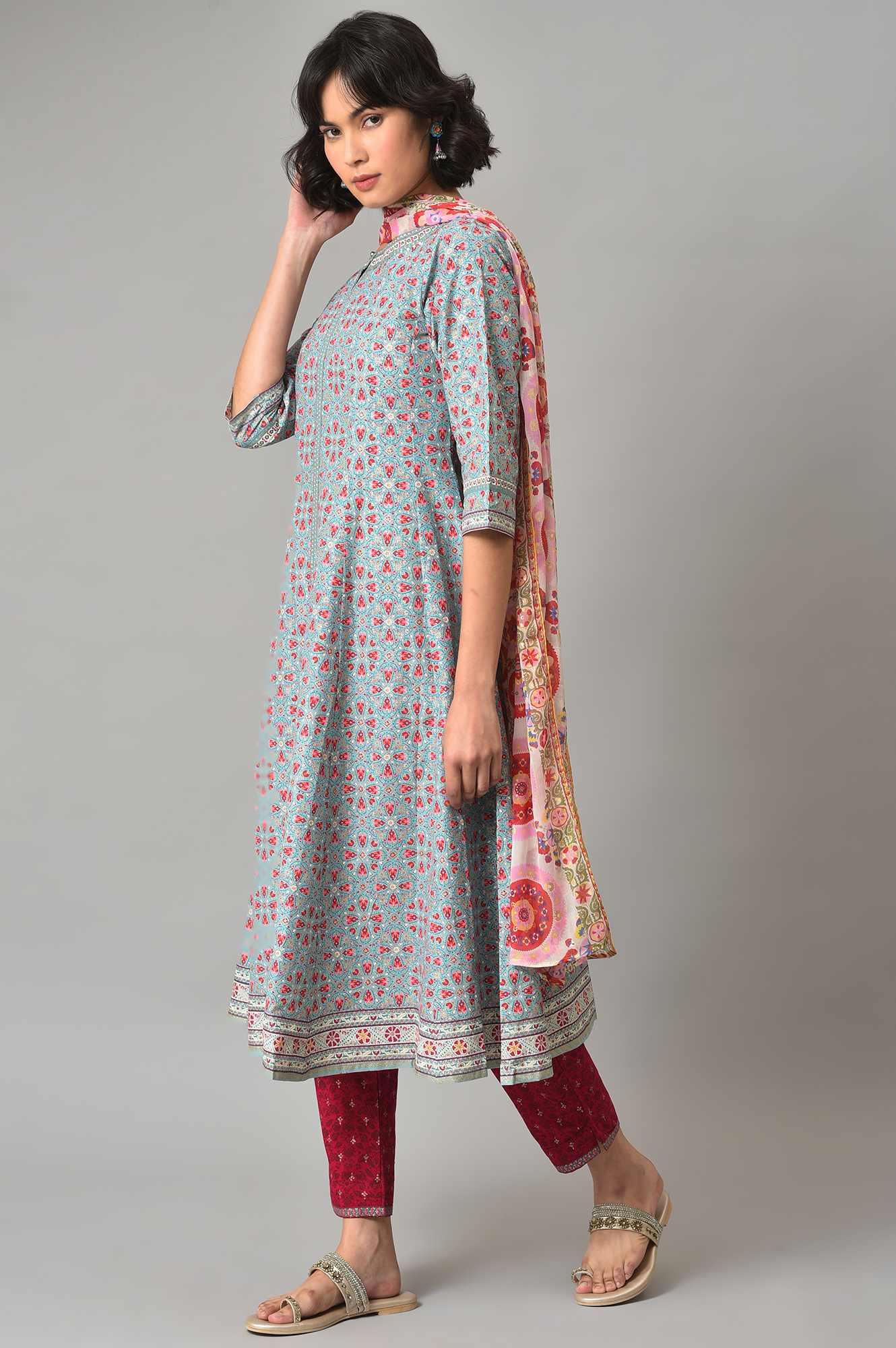Light Blue Floral Printed kurta With Pink Slim Pants And Dupatta - Image 3