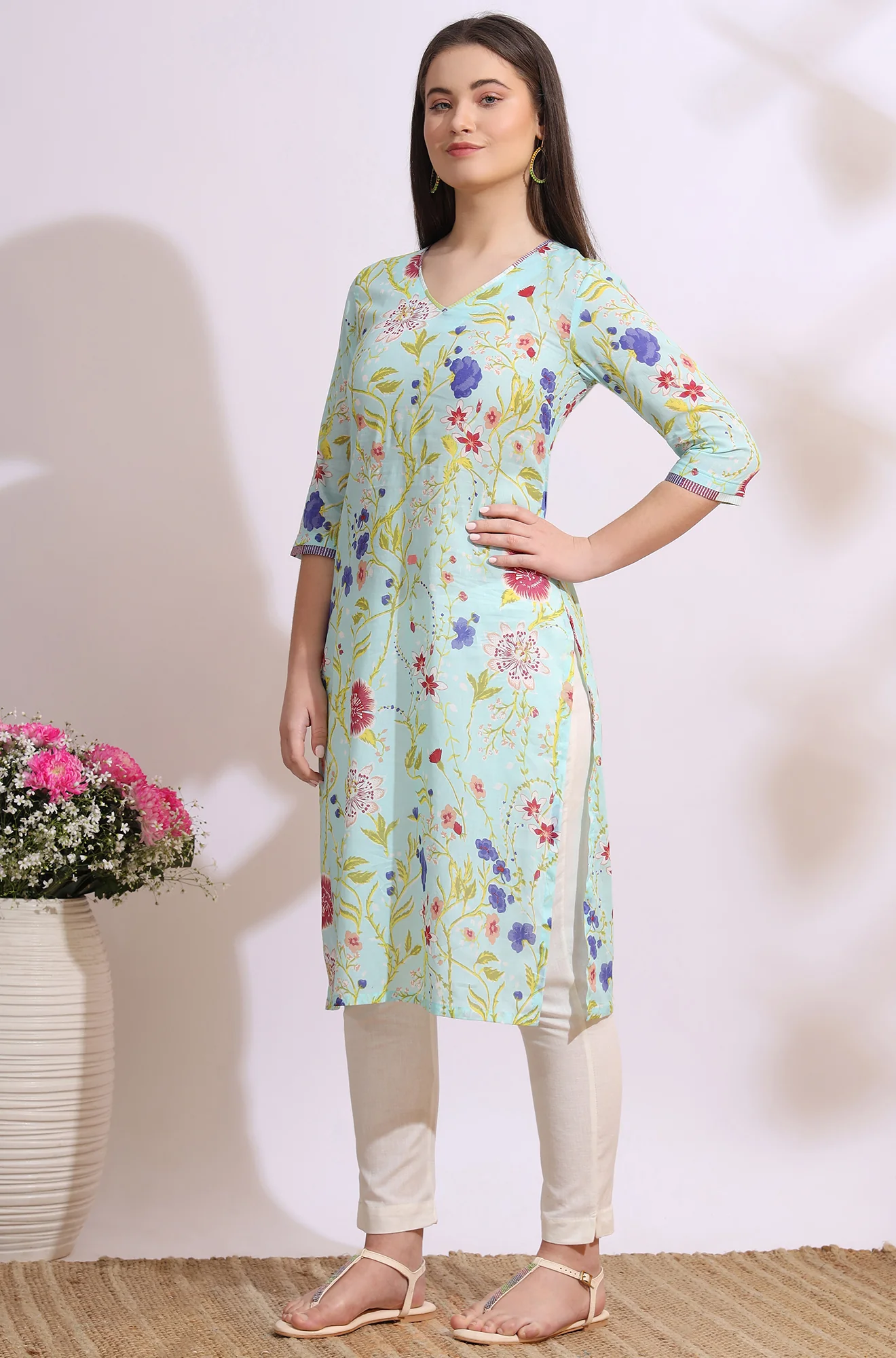 Light Blue Floral Printed Pure Cotton Straight Kurta - Image 5