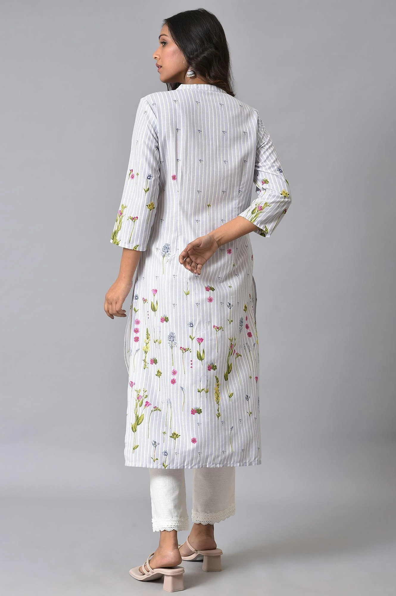 Light Blue Floral Printer Summer kurta Set - Image 2