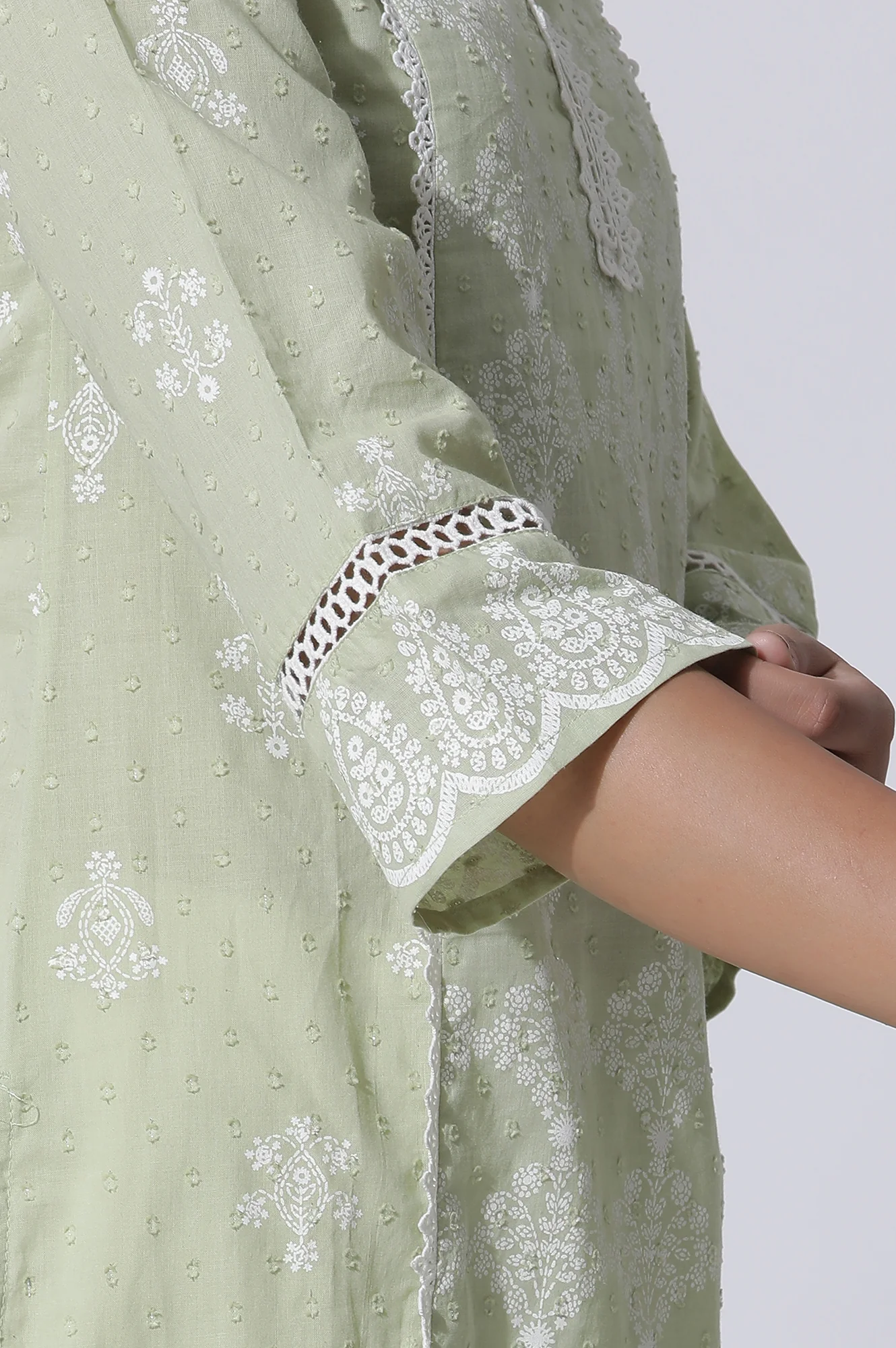Light Green Printed Cotton Kurta with Lace Detailing - Image 7