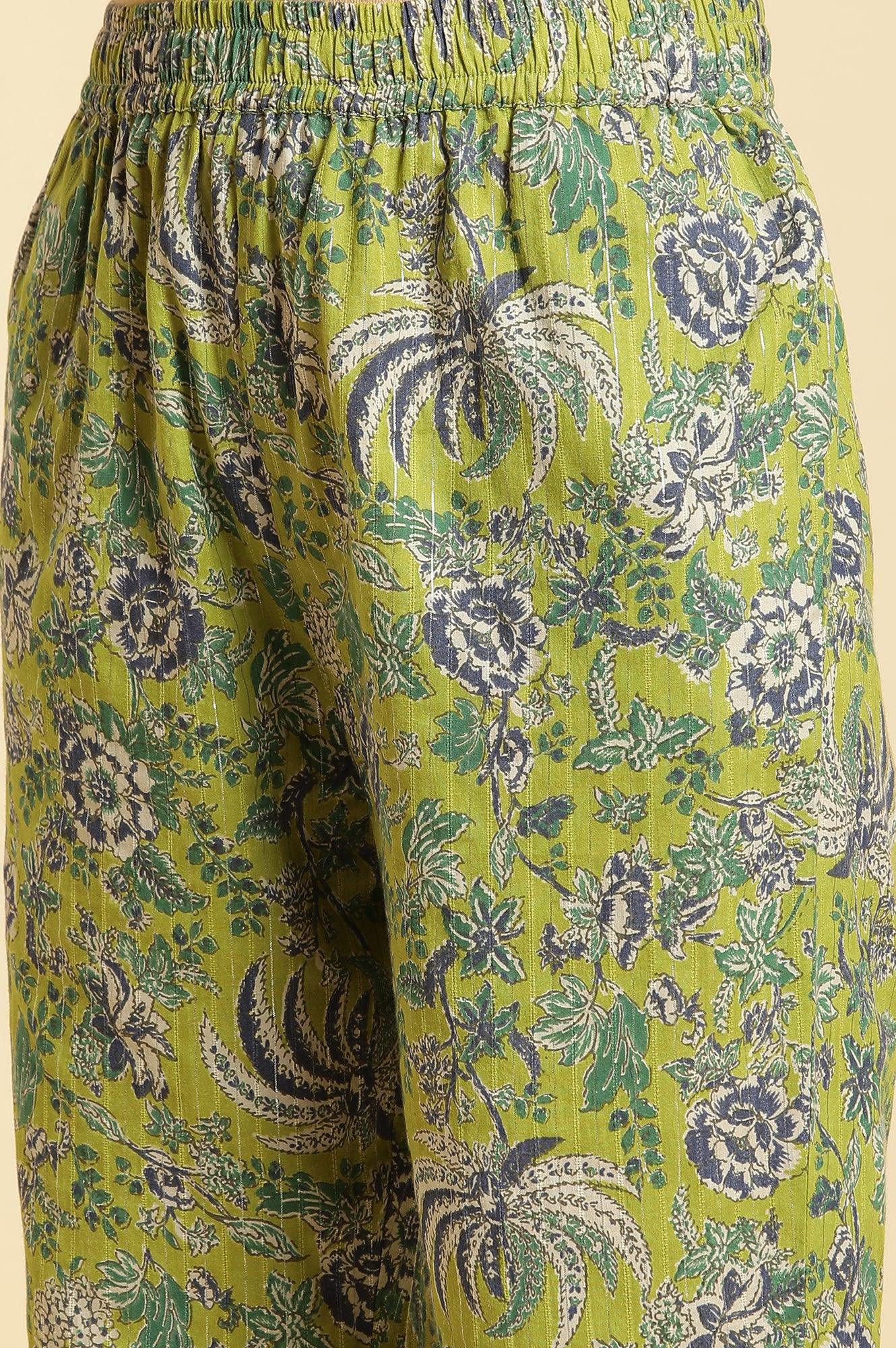 Light Green Floral Printed Kurta, Pants And Dupatta Set - Image 10