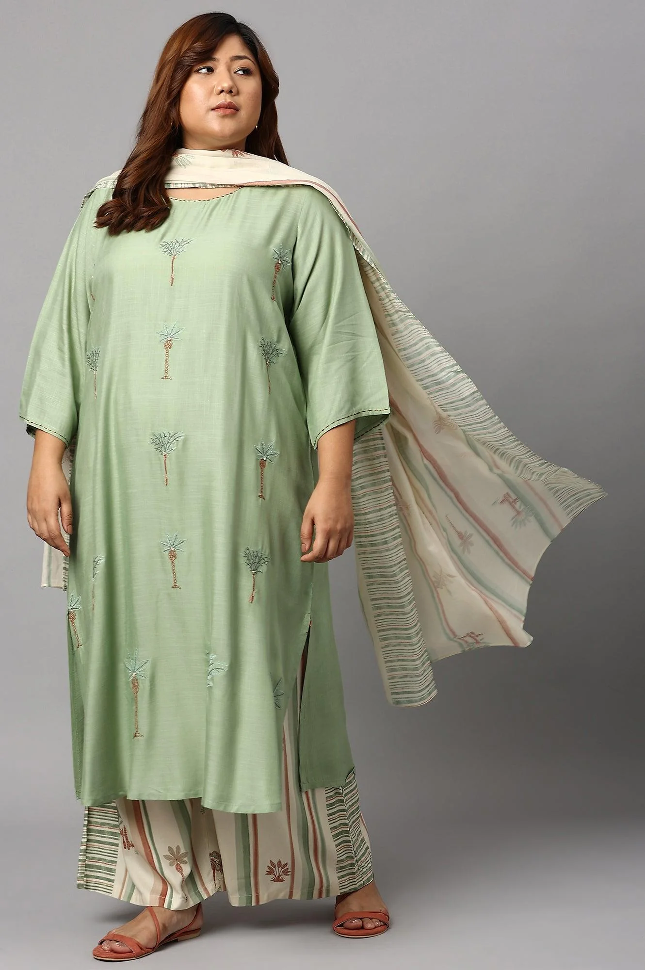 Light Green Plus Size Embroidered kurta With Printed Parallel Pants And Dupatta - Image 6