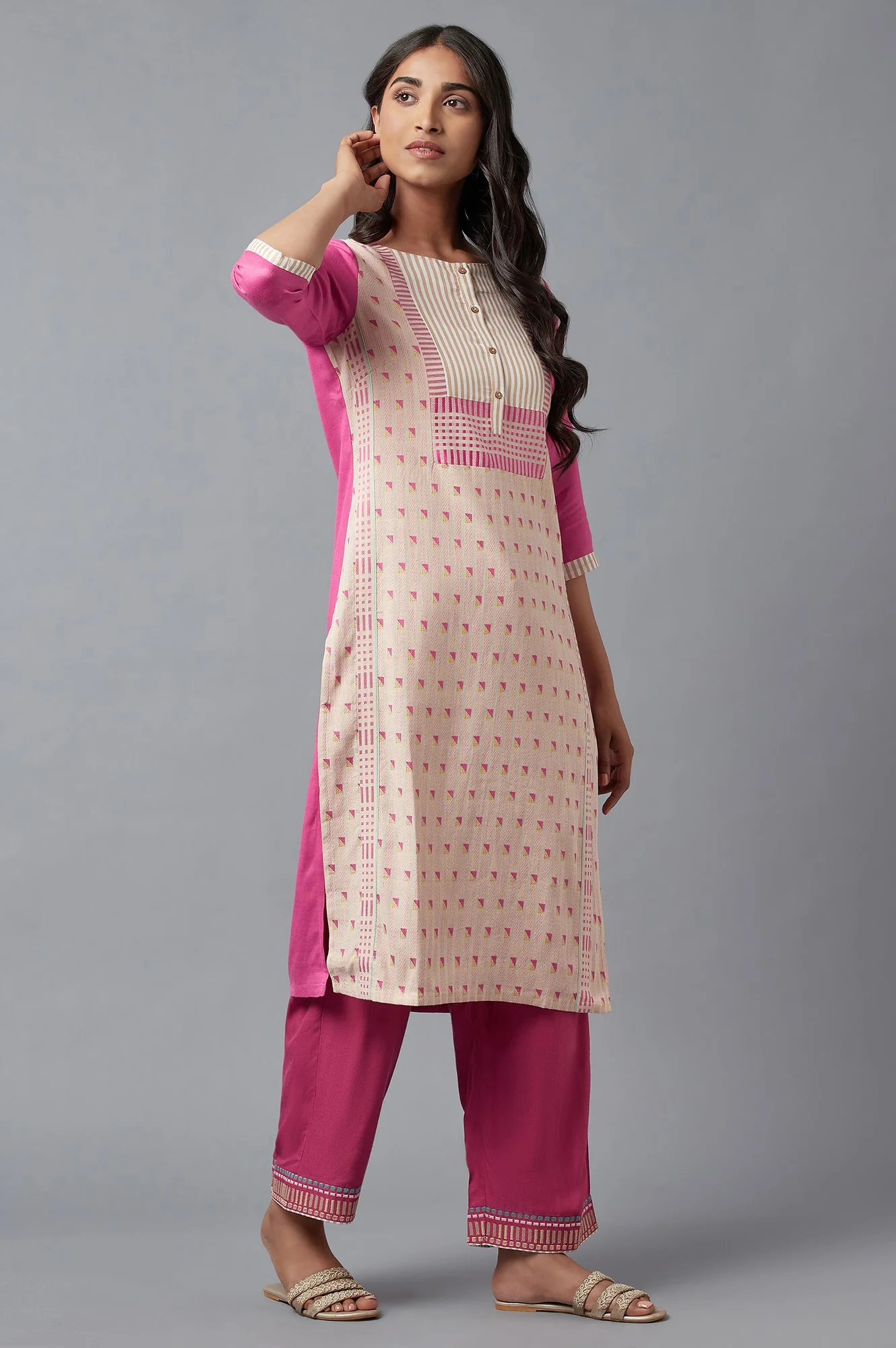Light Pink Cotton Dobby kurta In Round Neck - Image 4