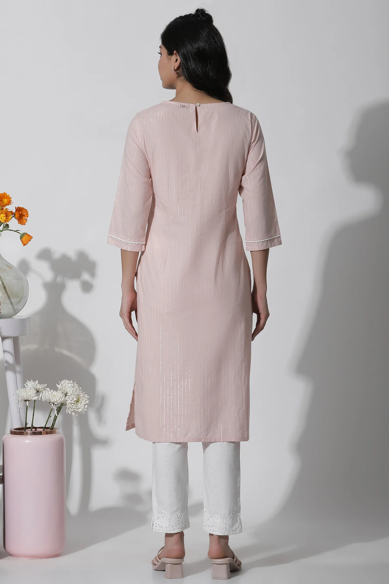 Light Pink Embroidered Cotton Lurex Kurta - Image 4