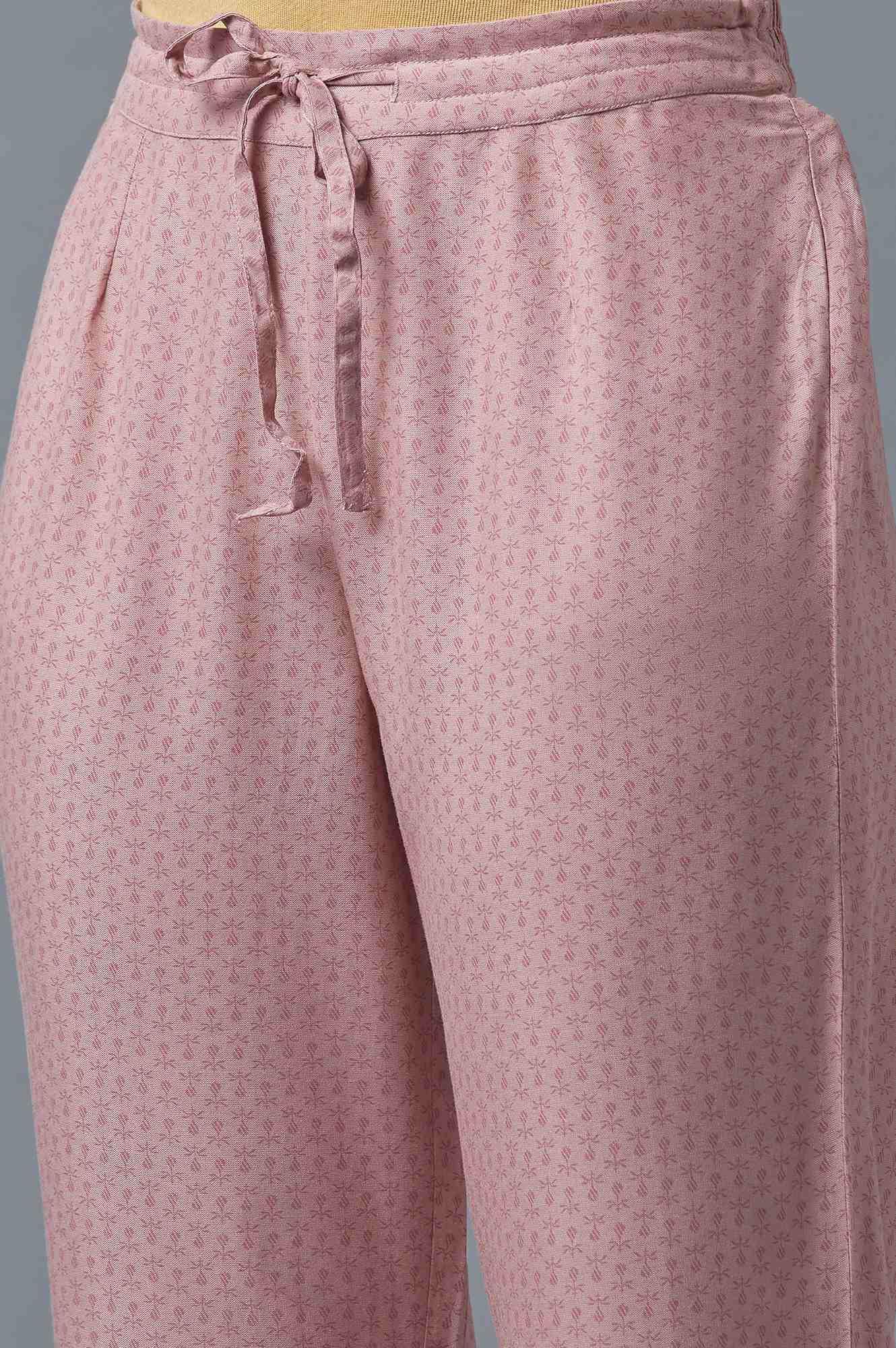 Light Pink Embroidered kurta In Round Neck With Straight Pants And Chiffon Dupatta - Image 6