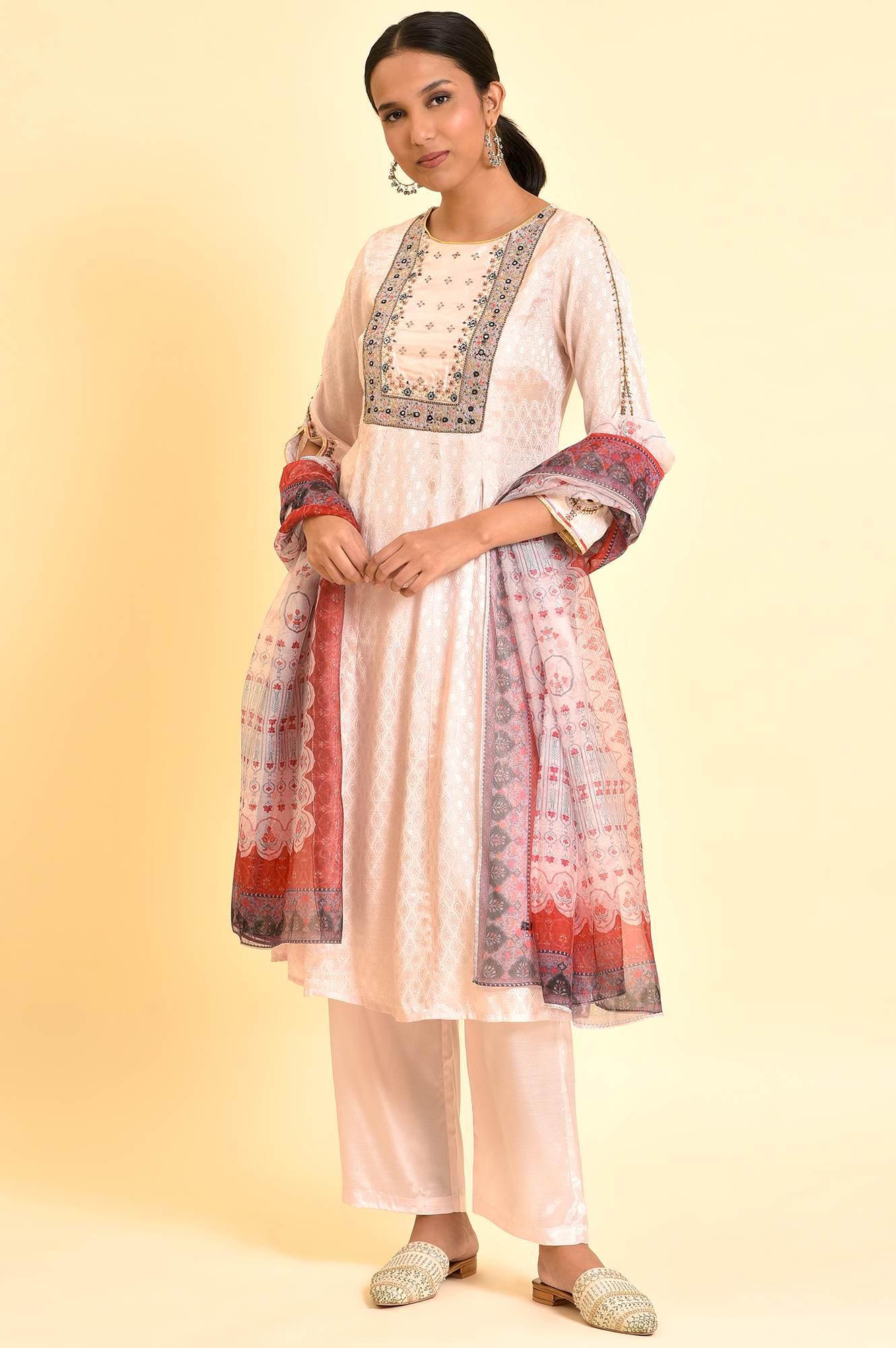 Light Pink Embroidered Kurta, Pants And Dupatta Set - Image 2