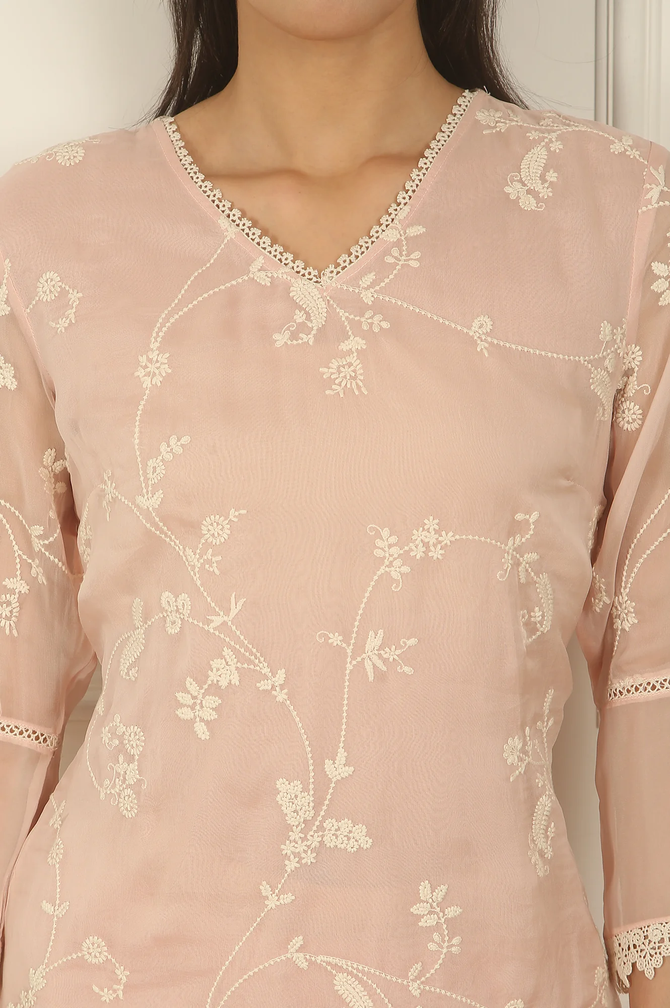 Light Pink Embroidered Organza Kurta, Pants and Dupatta Set - Image 3