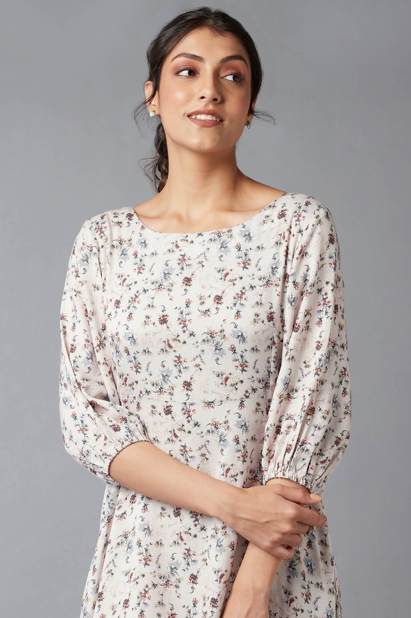 Light Pink Floral Print Dress In Round Neck - Image 5