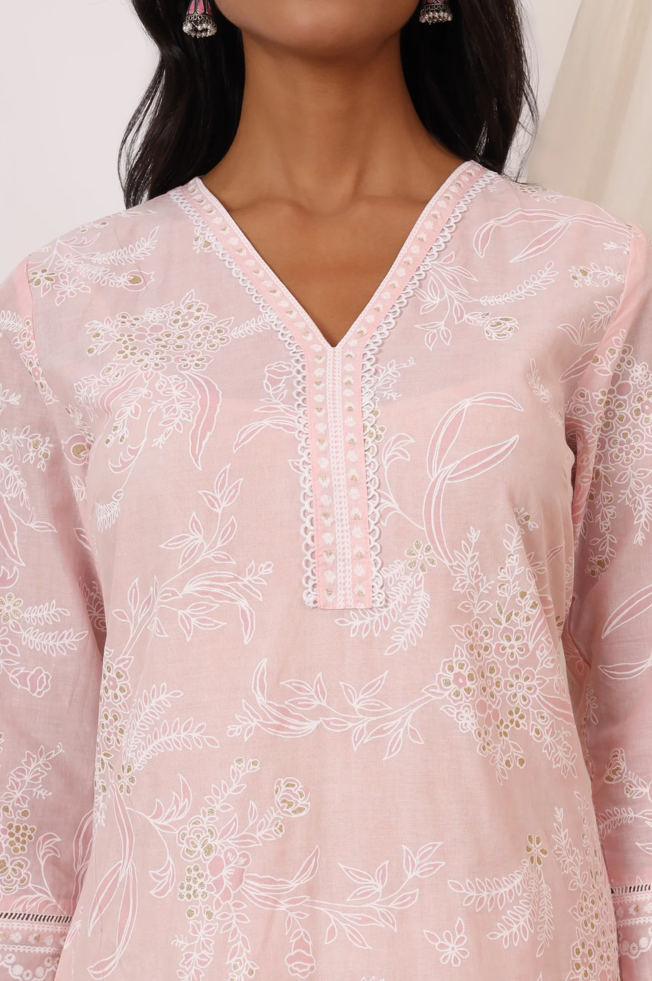 Light Pink Floral Printed Pure Cotton A-line Kurta with Lace - Image 4