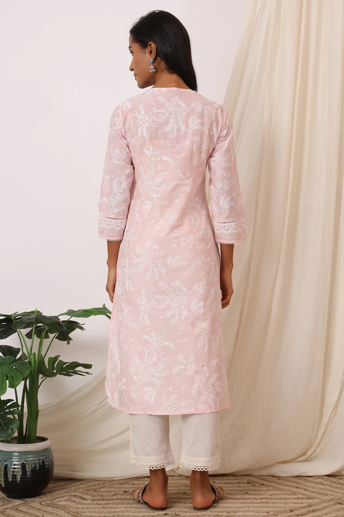 Light Pink Floral Printed Pure Cotton A-line Kurta with Lace - Image 6