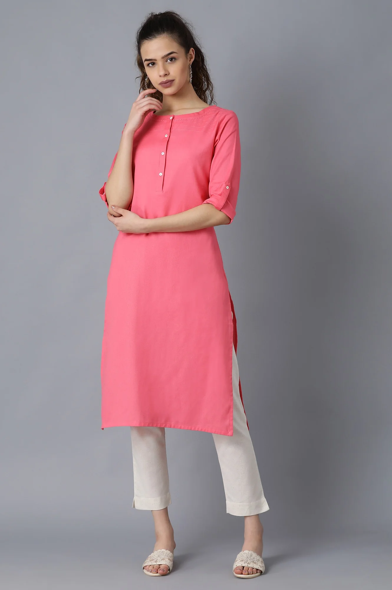 Light Purple And Pink Solid Thread Work Straight Cotton Flax Kurta Combo - Image 2
