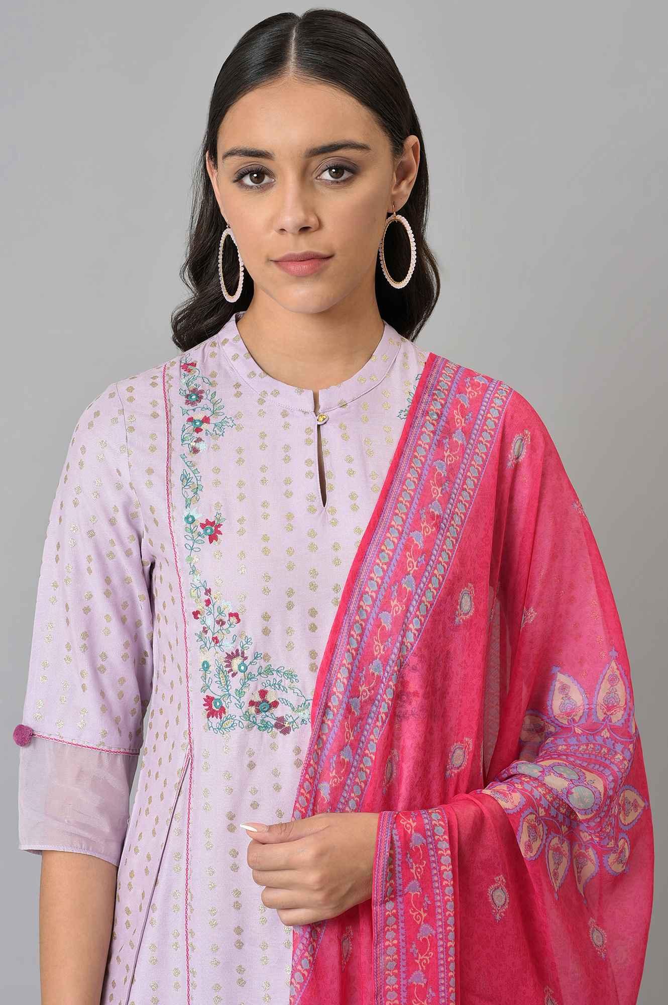 Light Purple Embroidered kurta With Pink Tights And Dupatta - Image 5