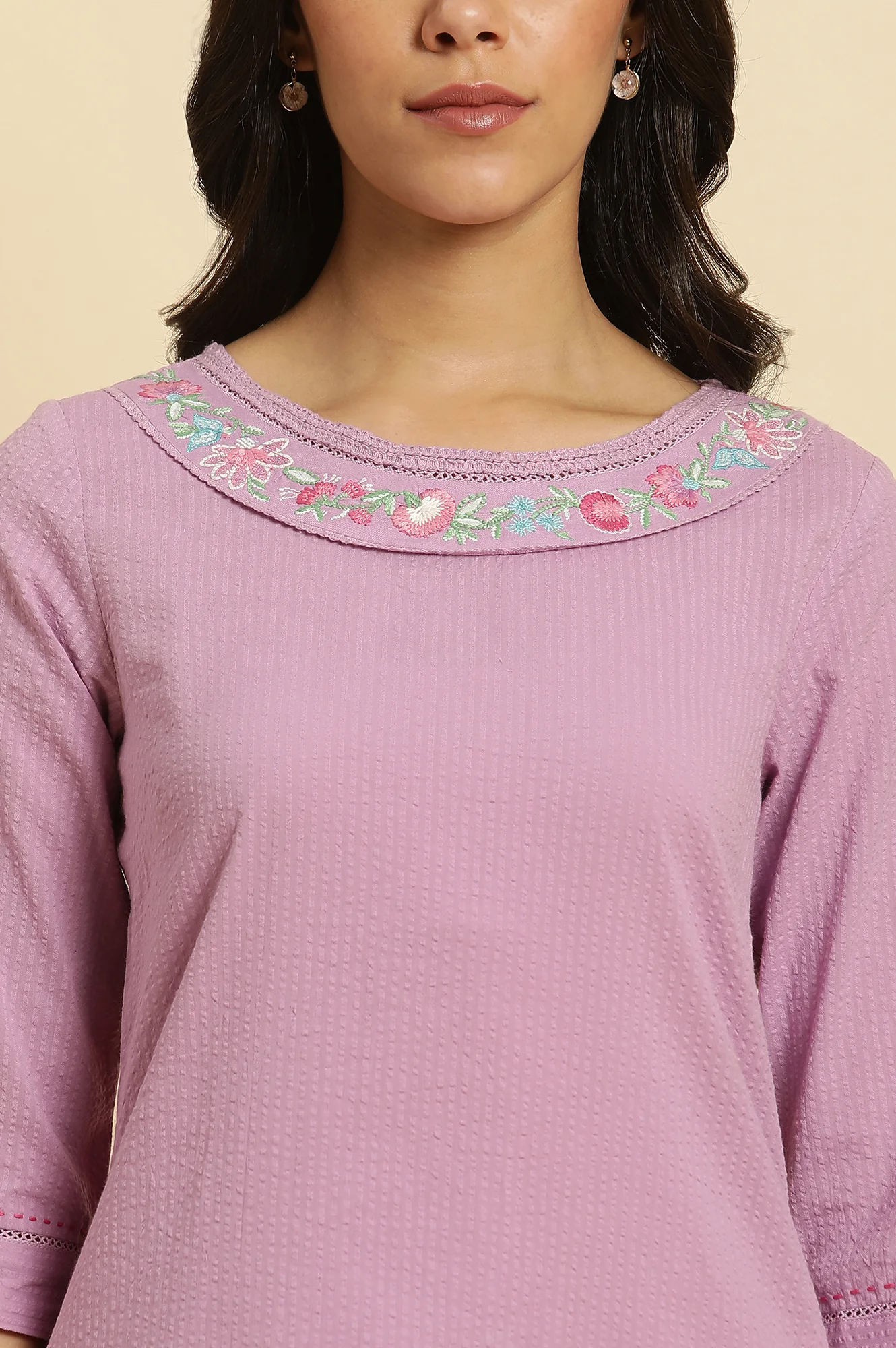 Light Purple Textured Cotton Embroidered Straight Kurta and Pants Set - Image 5