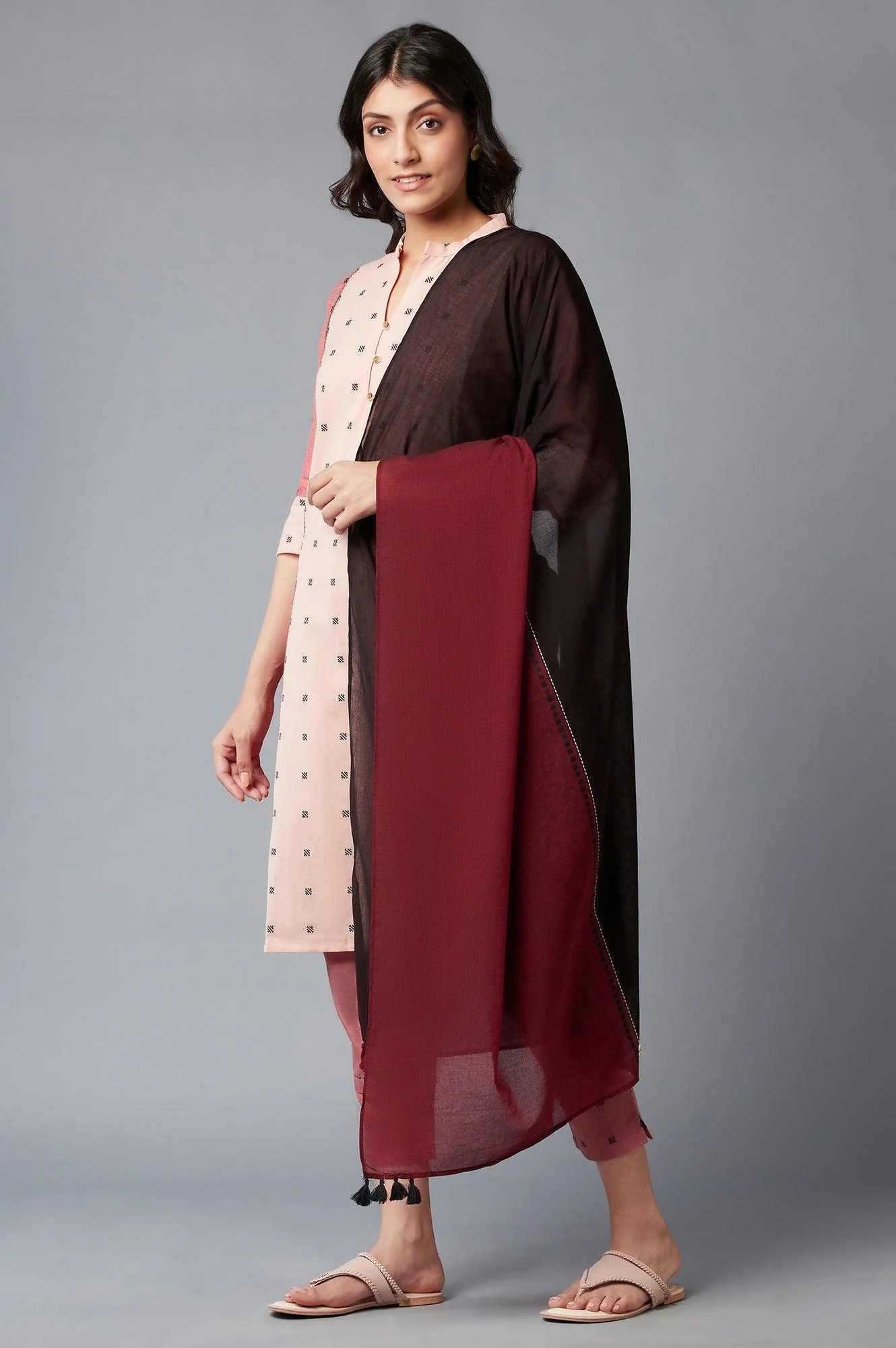 Light Red Dobby Collared-V kurta With Black Slim Pants And Dupatta - Image 3