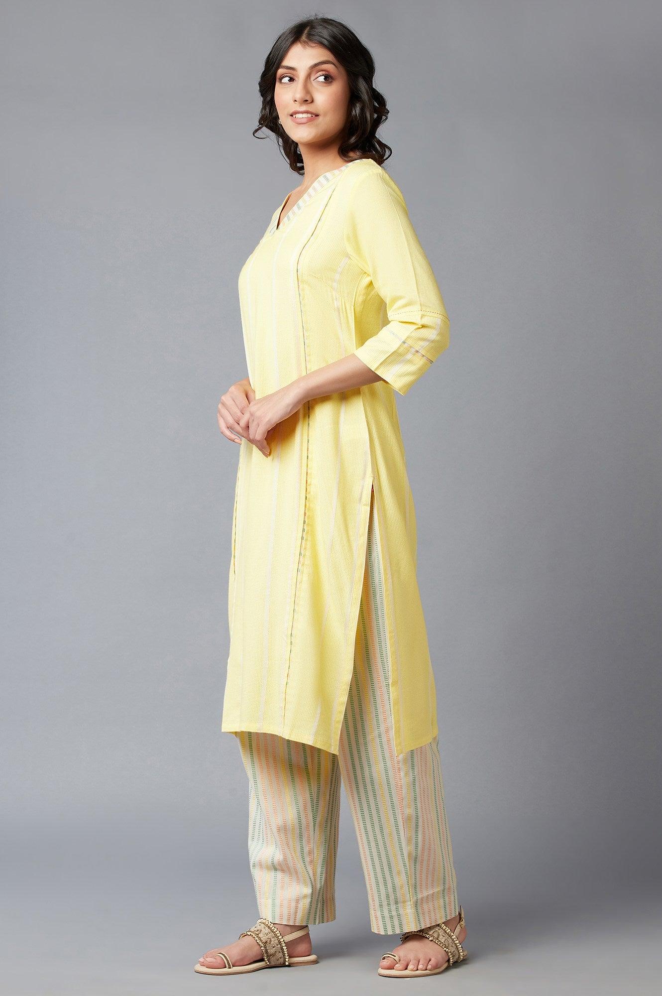 Light Yellow V-Neck kurta With Princess Seam Inserts - Image 3