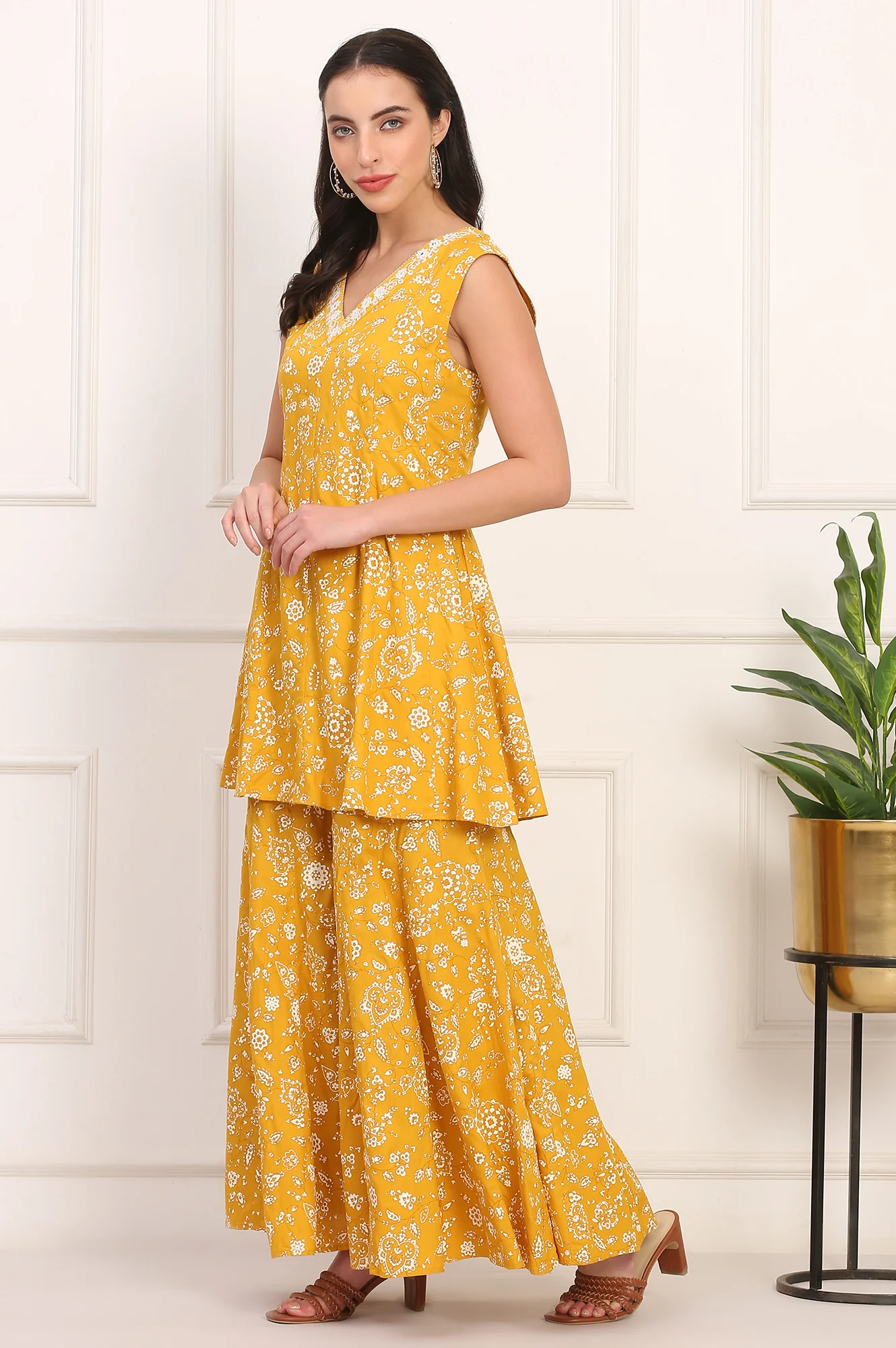 Mango Yellow Floral Printed Embroidered Neck Flared Kurta, Sharara and Dupatta Set - Image 4