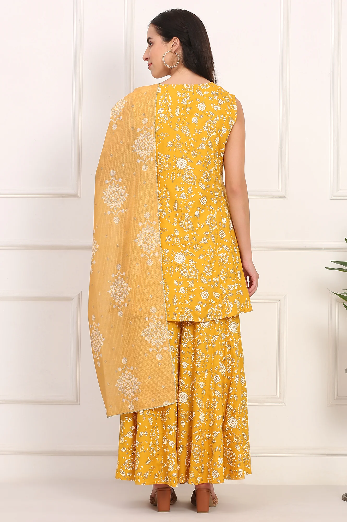 Mango Yellow Floral Printed Embroidered Neck Flared Kurta, Sharara and Dupatta Set - Image 5