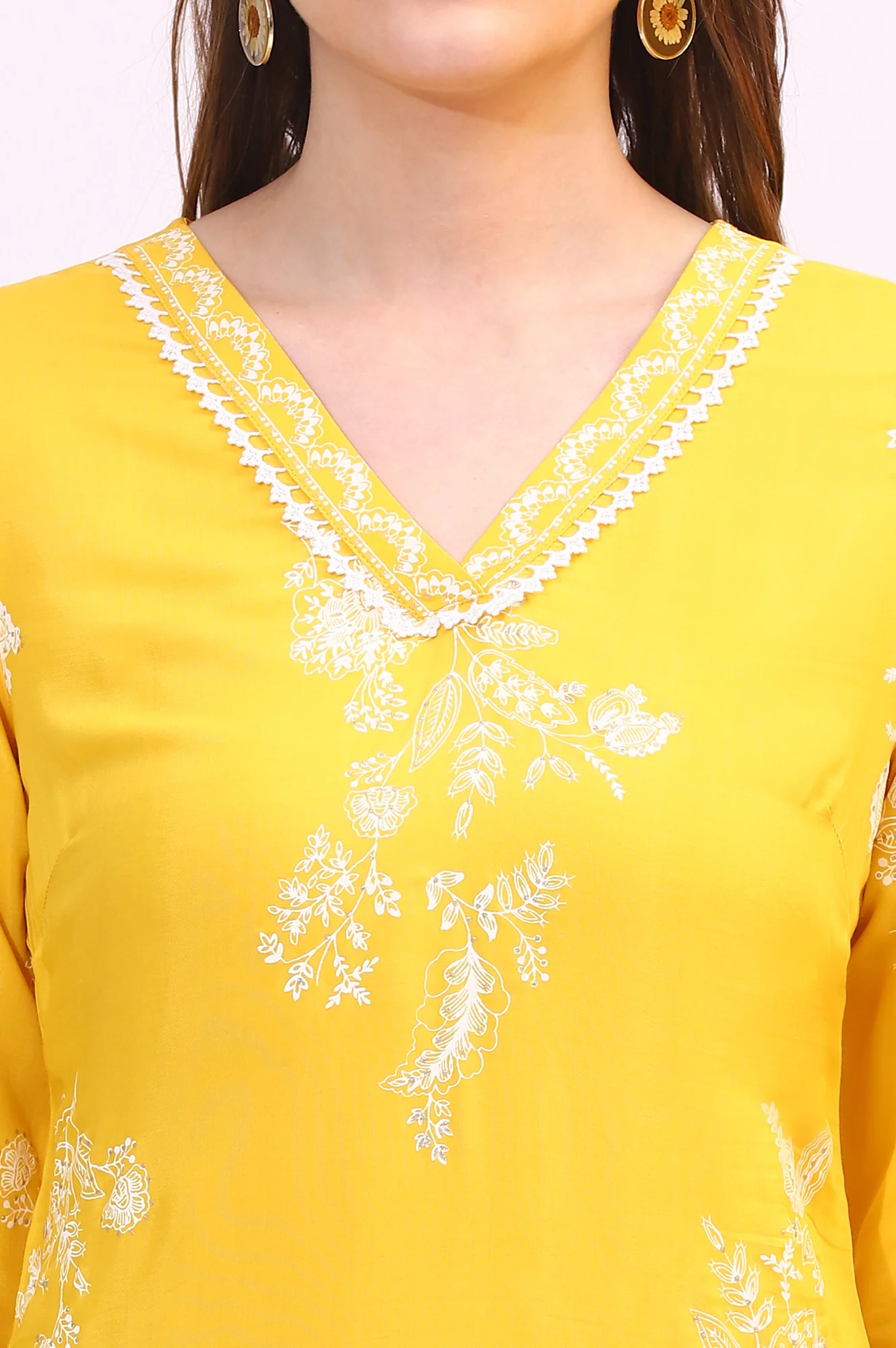 Mango Yellow Floral Printed Shantung A-line Kurta - Image 4
