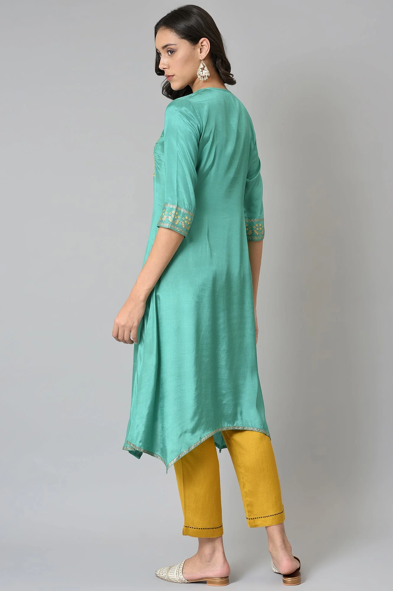 Marine Green Embroidered And Mirror Work kurta - Image 2