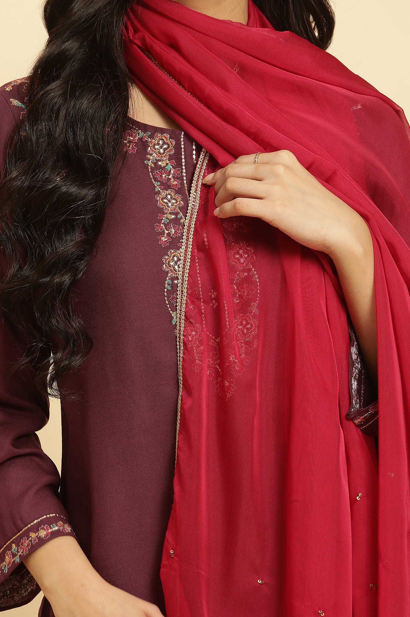 Maroon Chiffon Embellished Festive Dupatta - Image 6