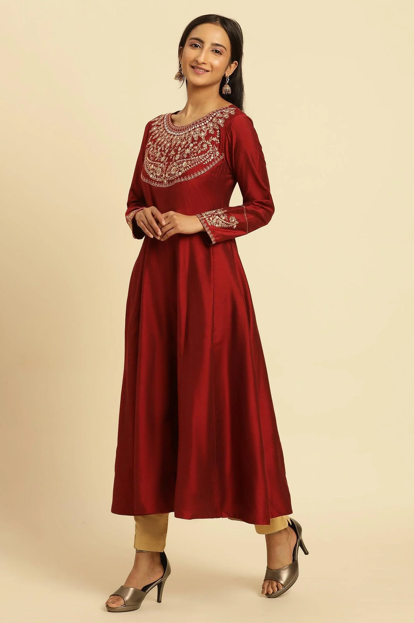 Maroon Embroidered Flared Kurta - Image 3